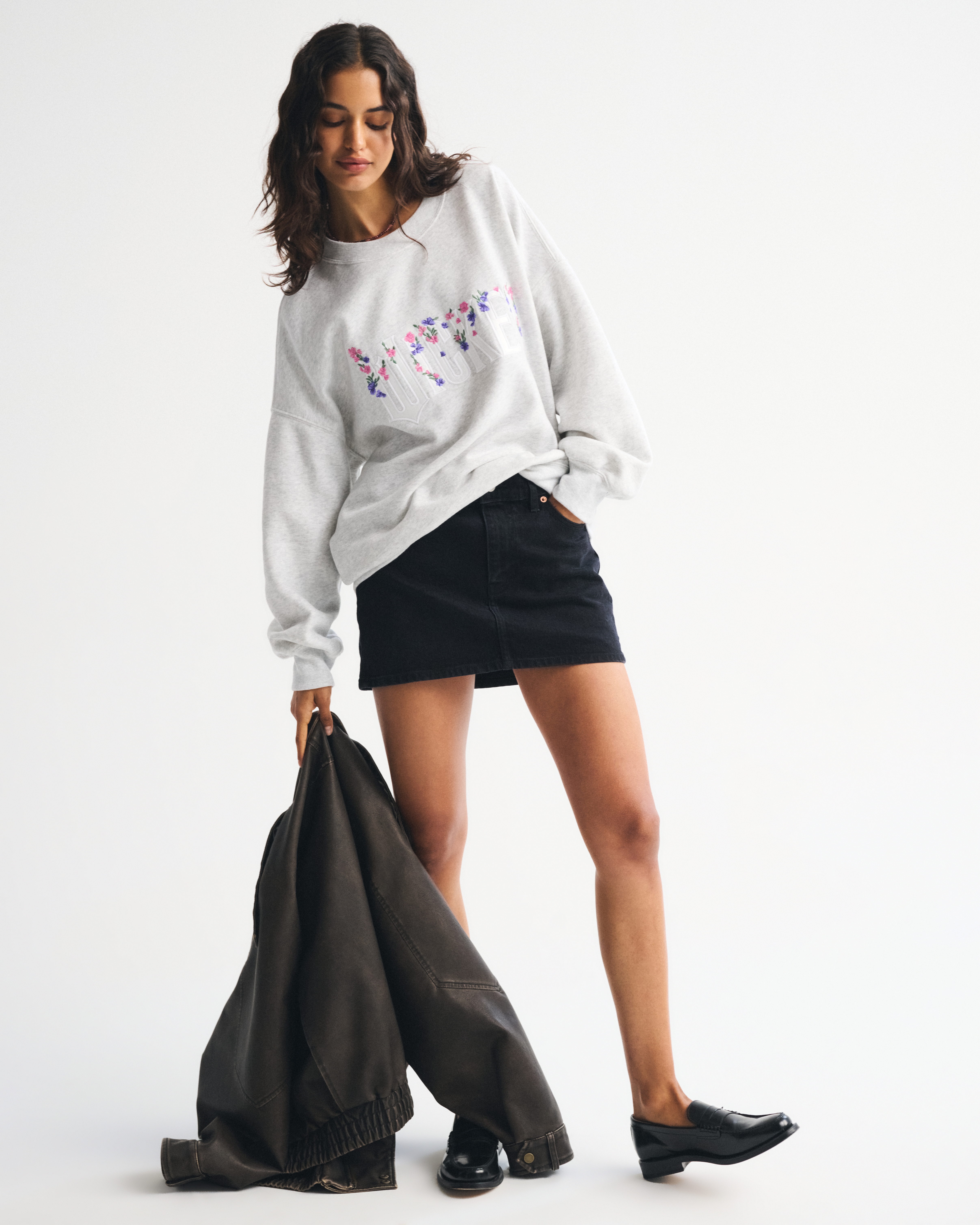 Женские свитеры Abercrombie & Fitch Wicked Oversized Sunday Crew — фото 3