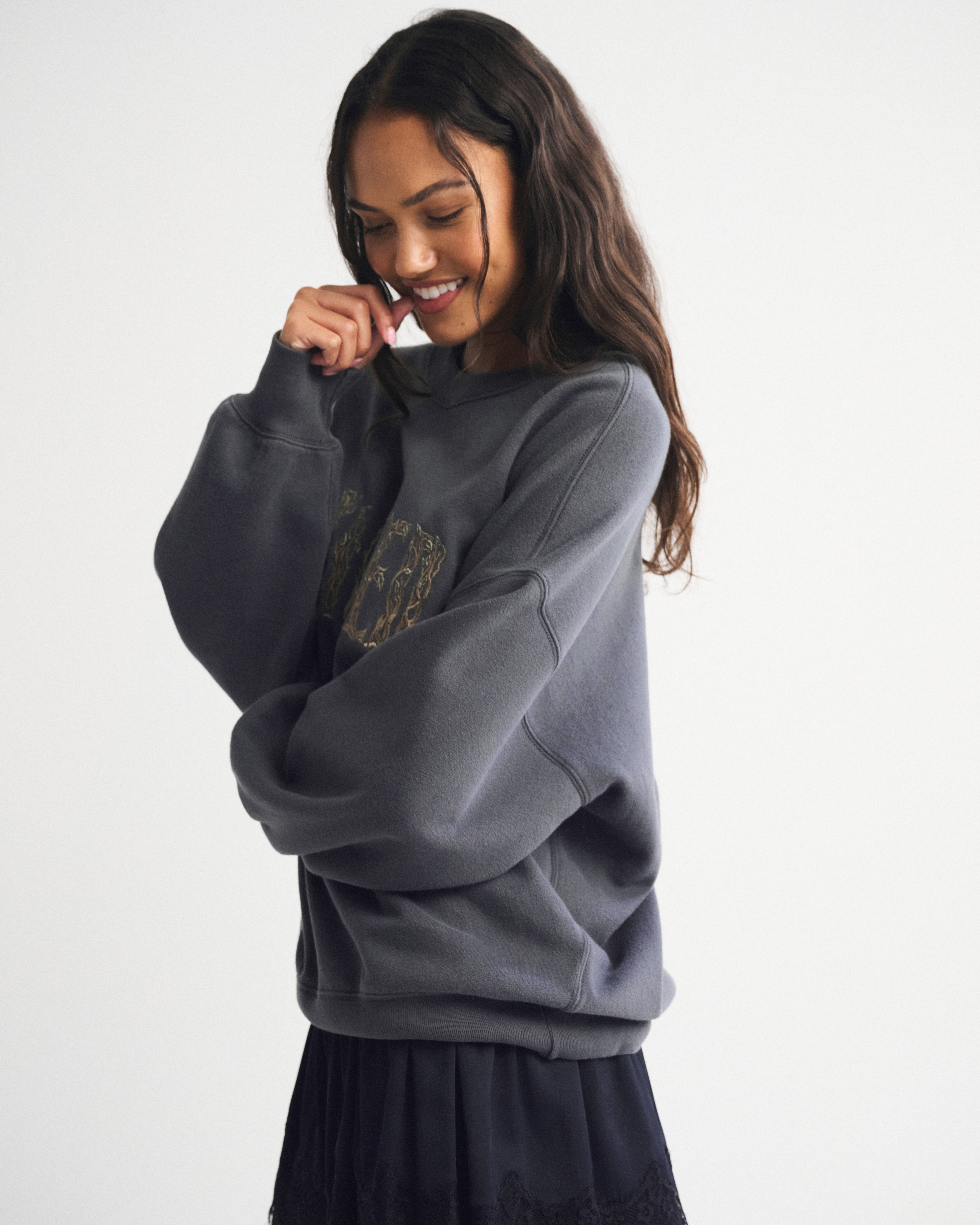 Women's Wicked Oversized Sunday Crew | Women's Tops