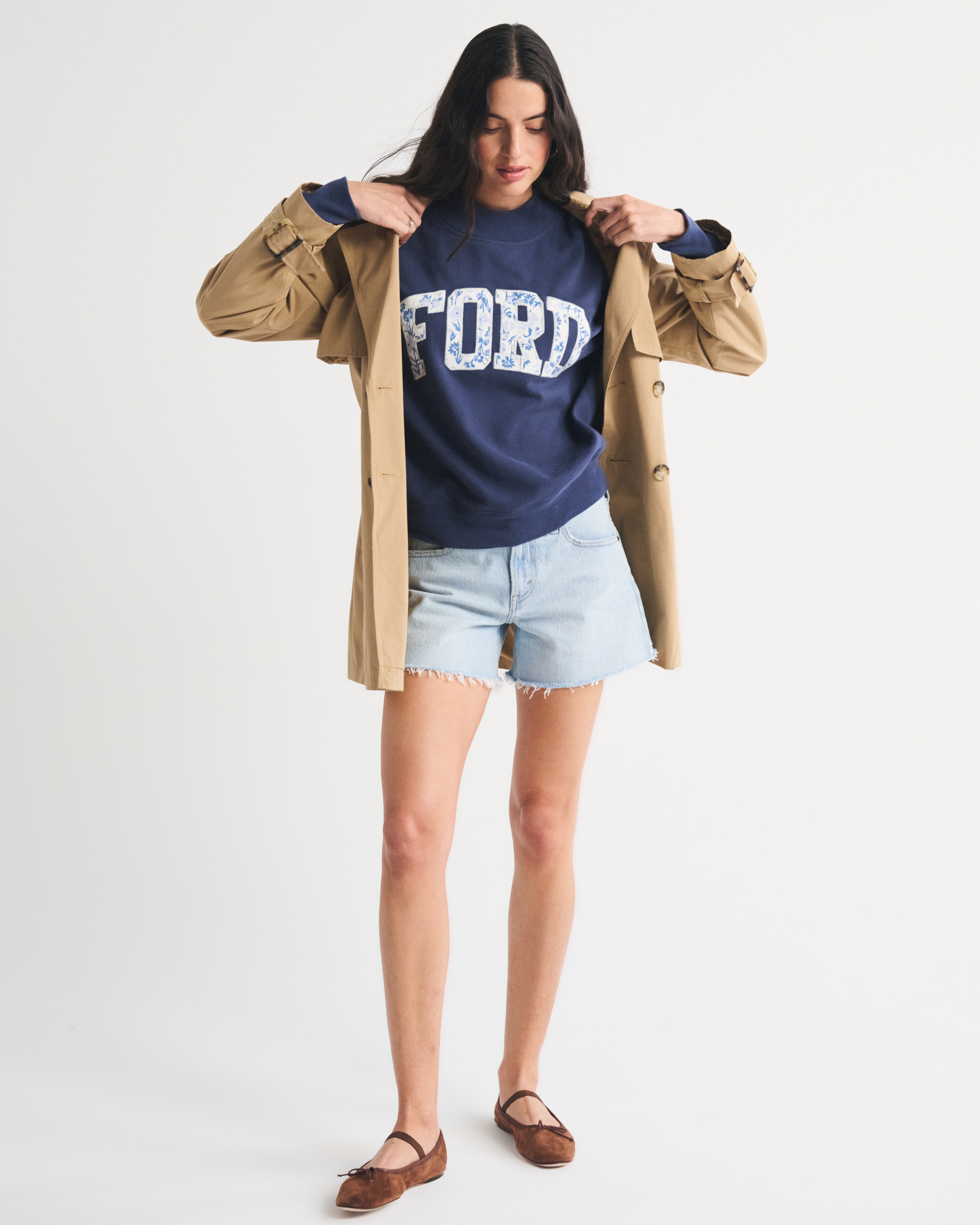 Женские свитеры Abercrombie & Fitch Ford Graphic Oversized Sunday Crew — фото 3