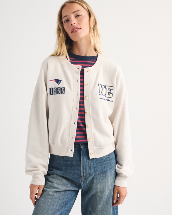 New England Patriots Sunday Shrunken Cardigan, Cream - Patriots view 1