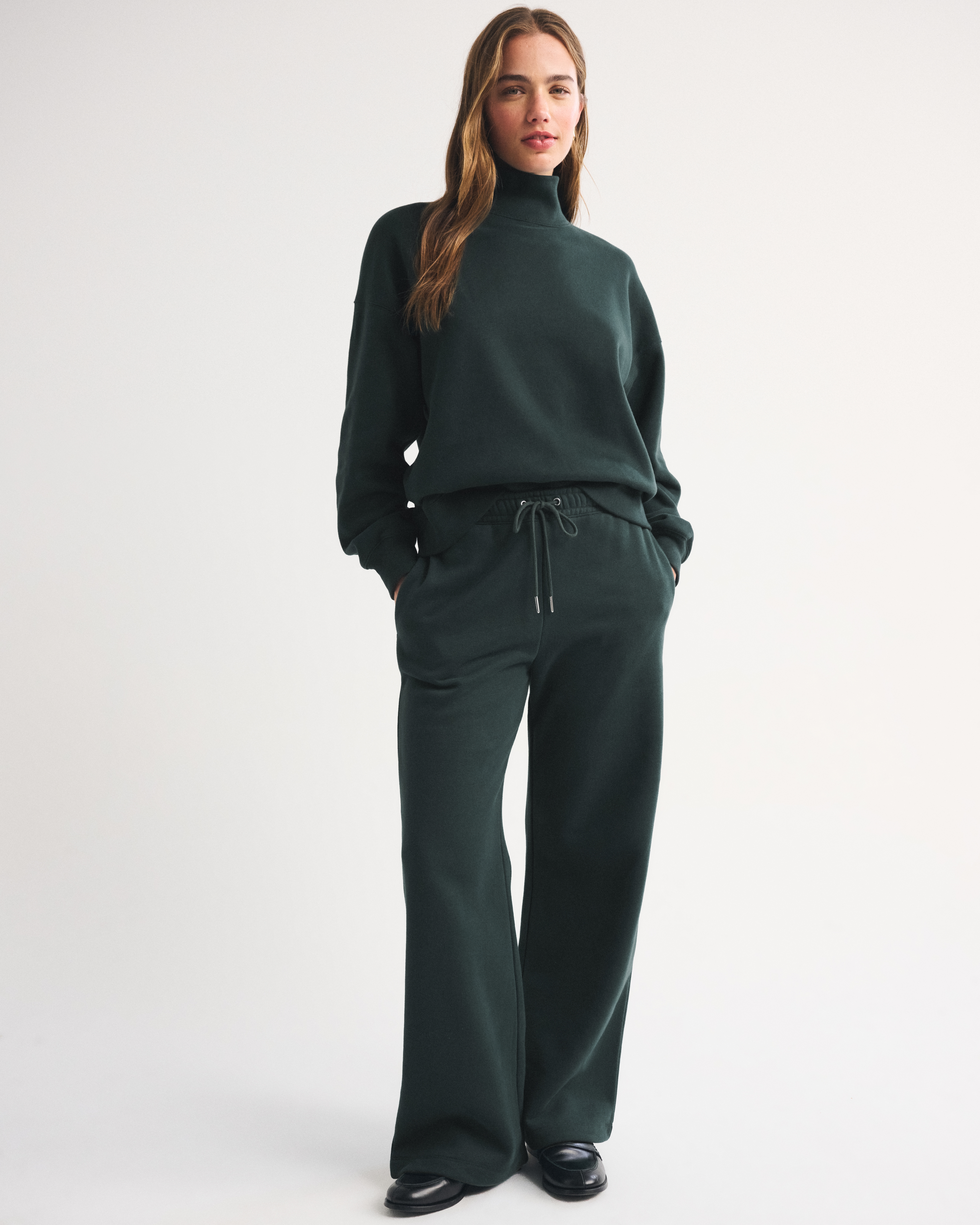 Женский свитшот Abercrombie & Fitch Sunday Oversized Funnelneck, цвет: Тёмный еловый — фото 3