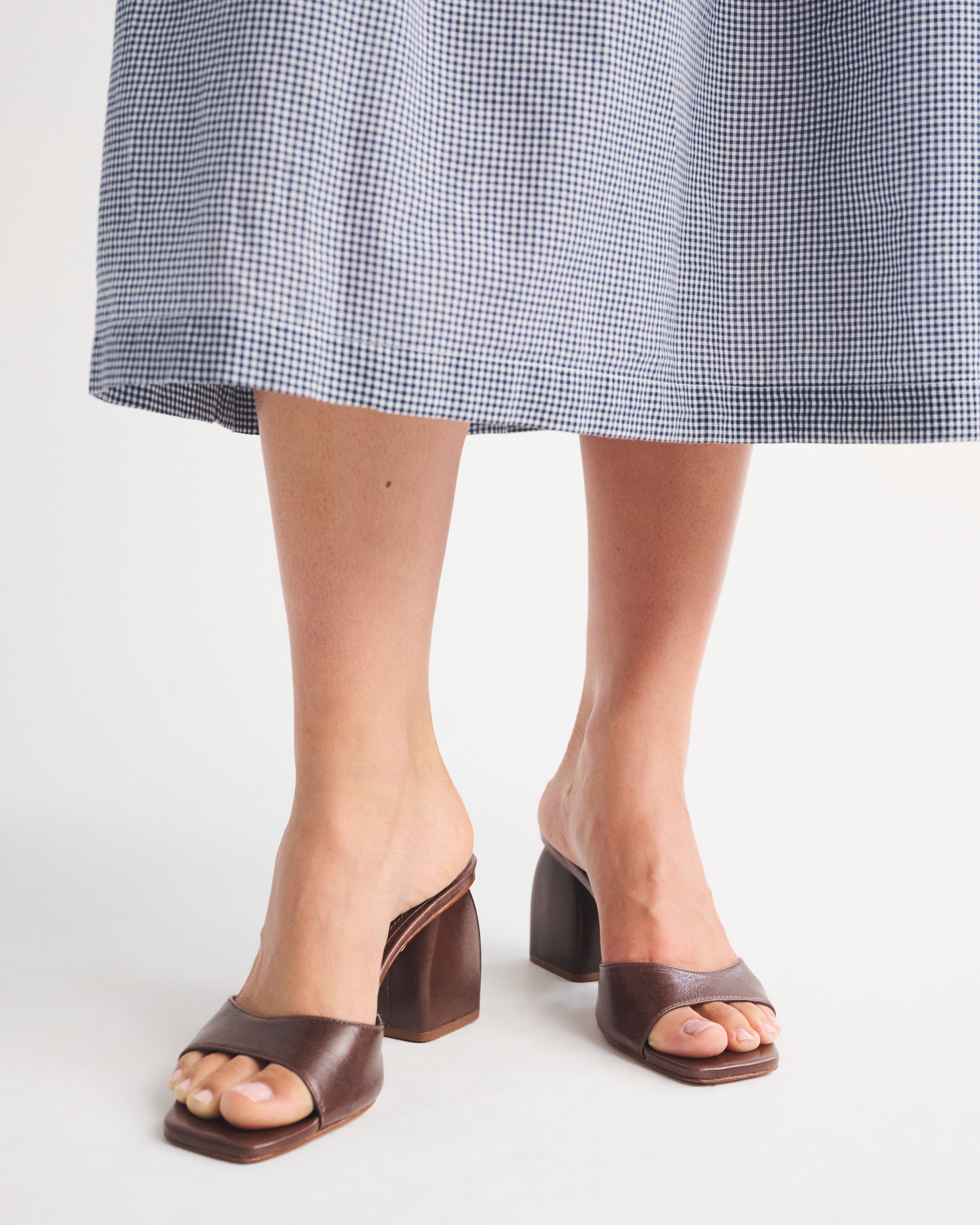 Женские сандалии Abercrombie & Fitch Schutz Leena Sandal, цвет: Коричневый — фото 3
