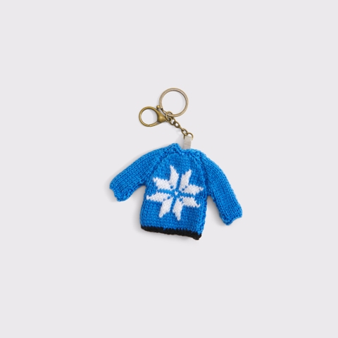 Женские брелоки Abercrombie & Fitch Knitted Sweater Bag Charm