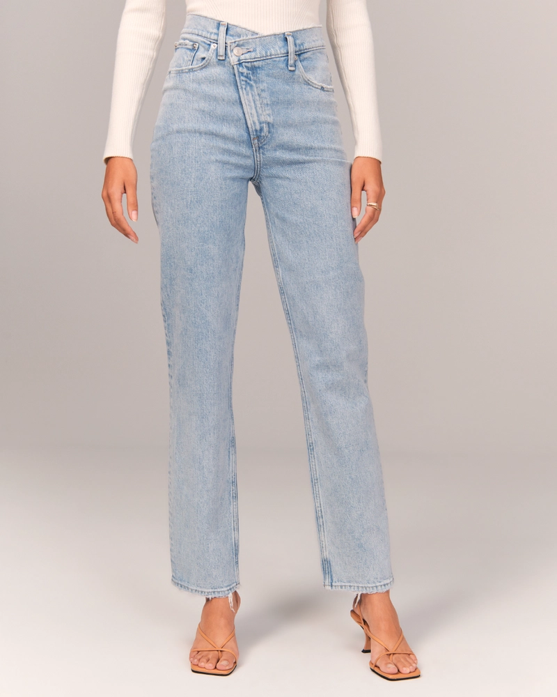 Ultra High Rise 90s Straight Jean