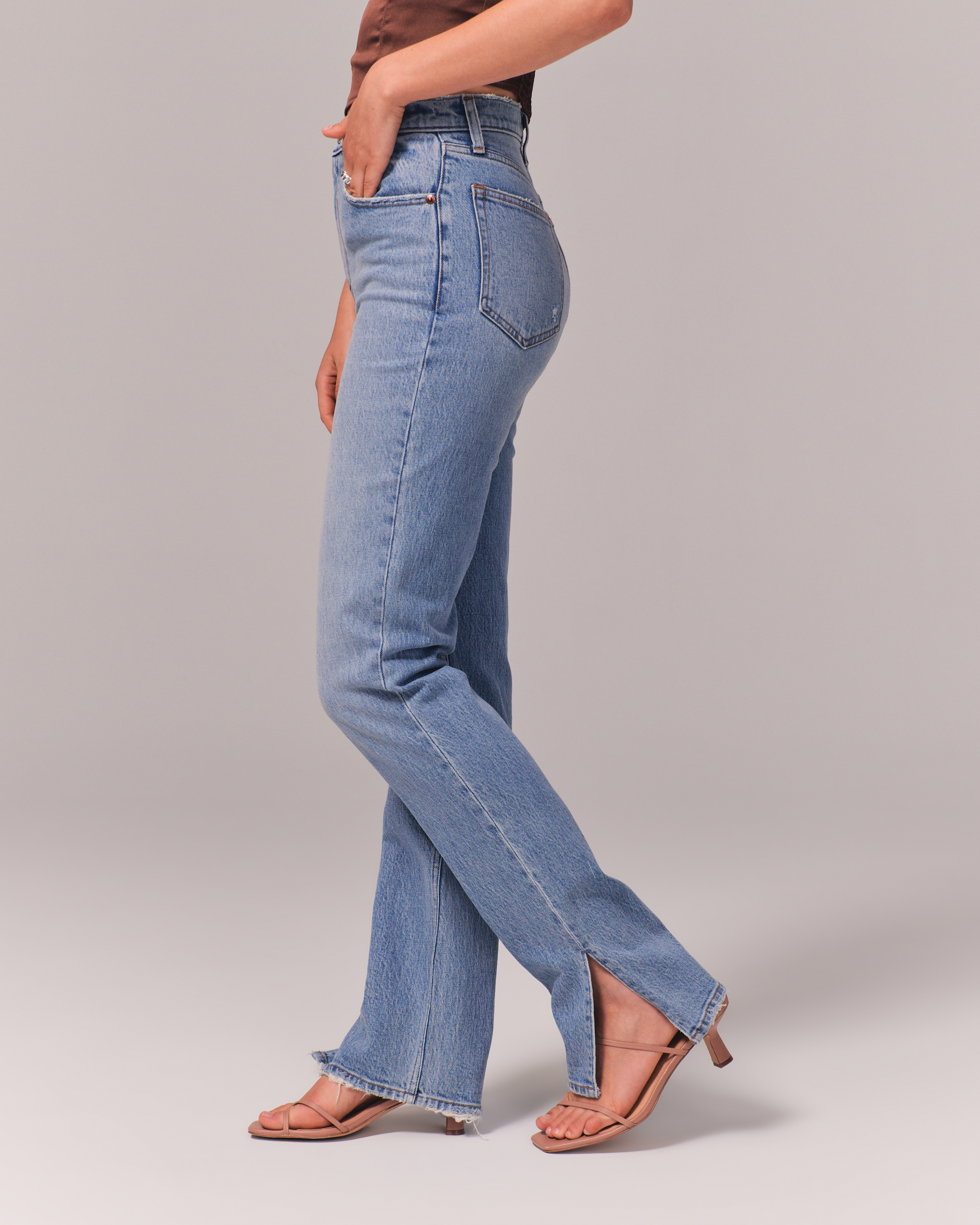 Women s Ultra High Rise 90s Straight Jean Women s Bottoms