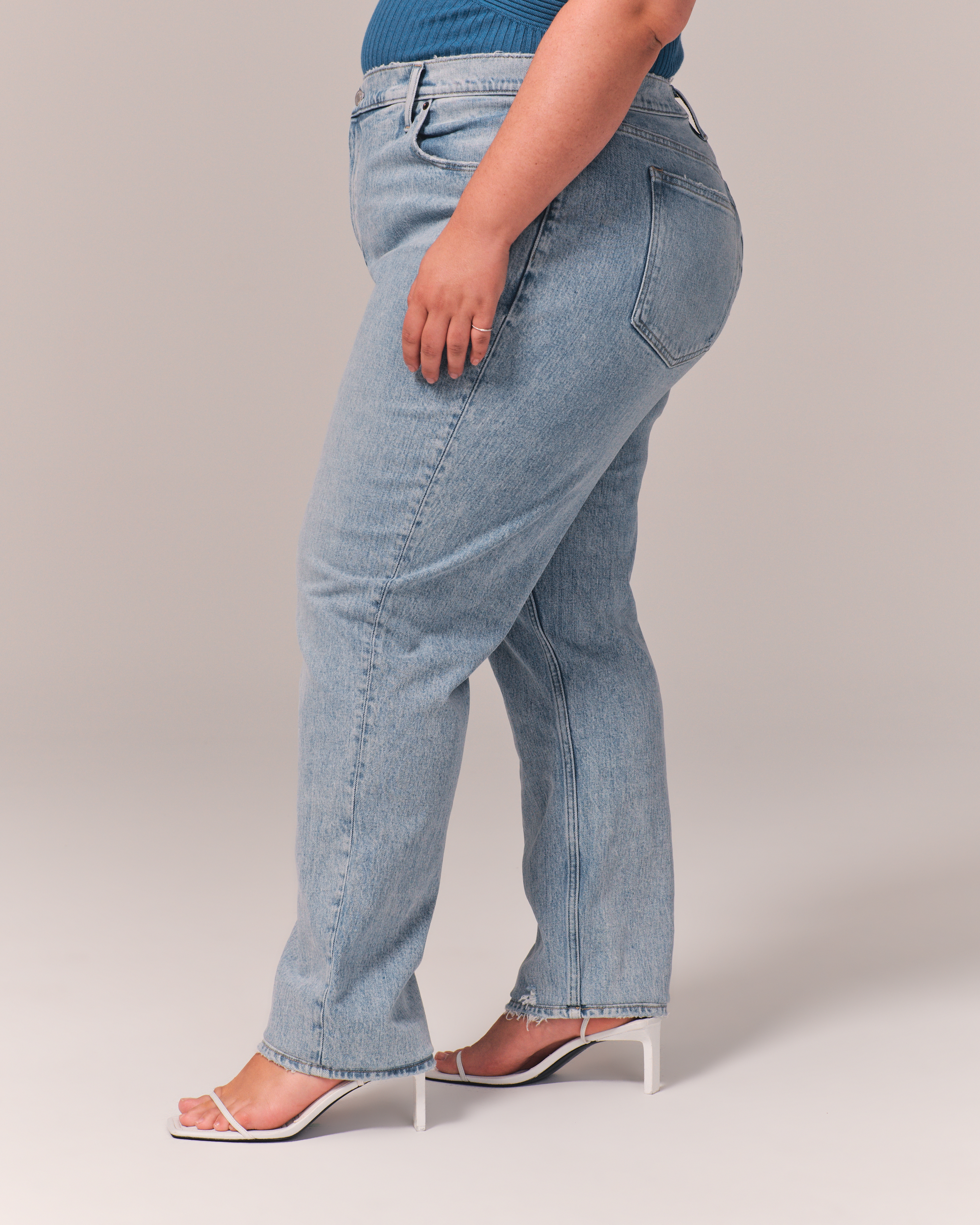 Curve Love Ultra High Rise 90s Straight Jean