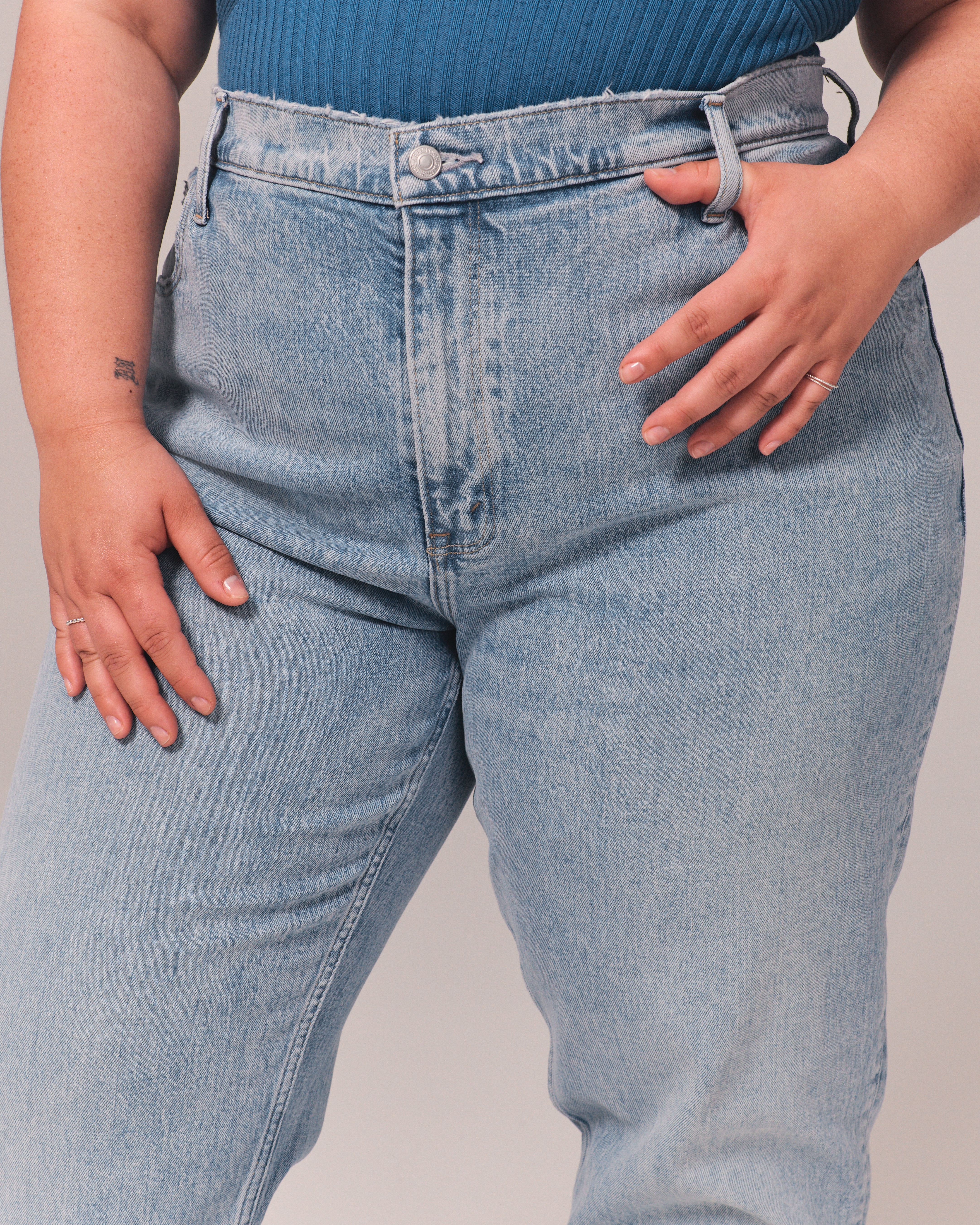 Women's Curve Love Ultra High Rise 90s Straight Jean | Women's 