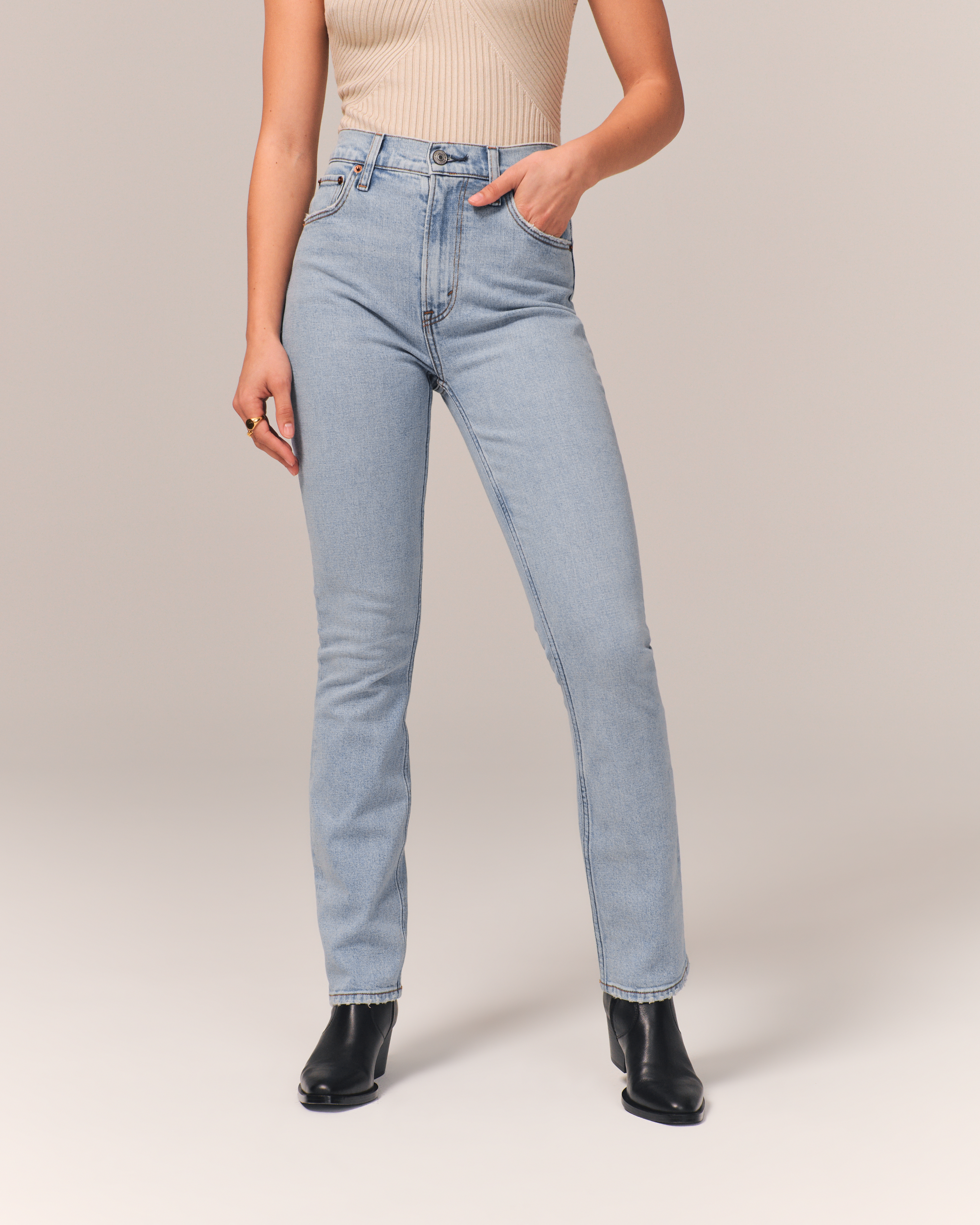 Women's Ultra High Rise 90s Slim Straight Jean | Women's