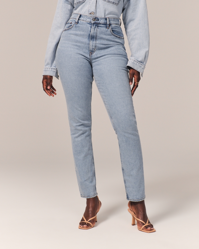Abercrombie & Fitch Curve Love Ultra High Rise 90s Slim Straight Jean