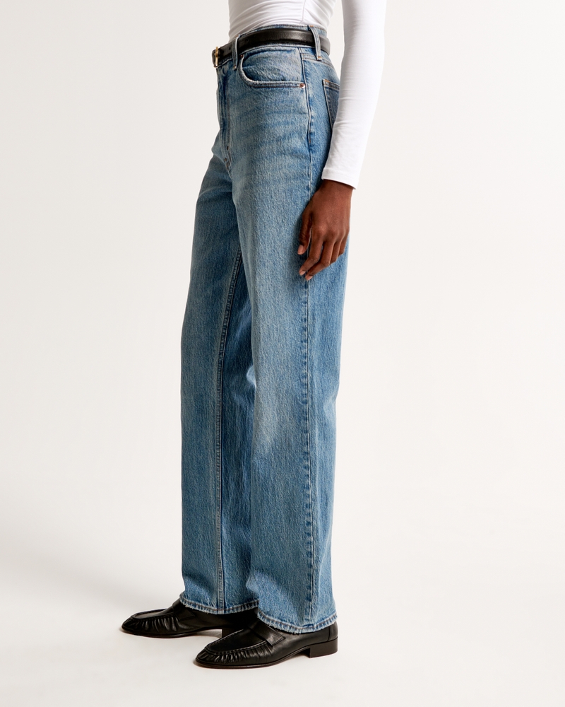 Abercrombie & Fitch Low-Rise Destructed Straight Leg Blue Jeans – Salvage  Renaissance