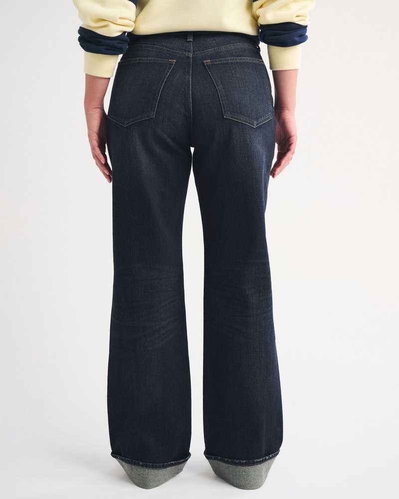 Curve Love High Rise 90s Relaxed Jean - thumbnail 10