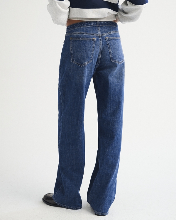 select to zoom model image
