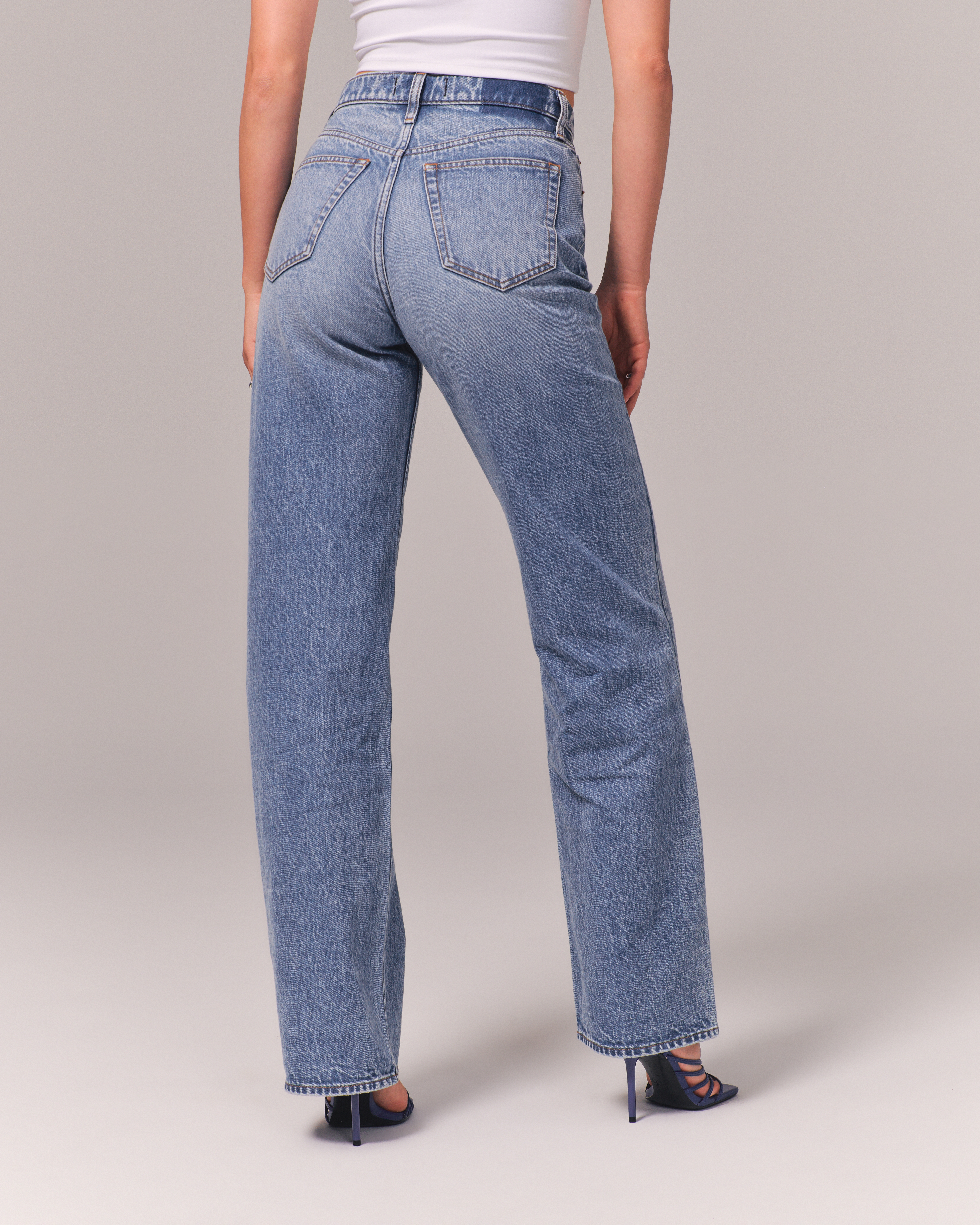 Women's High Rise Loose Jean | Women's Bottoms | Abercrombie.com