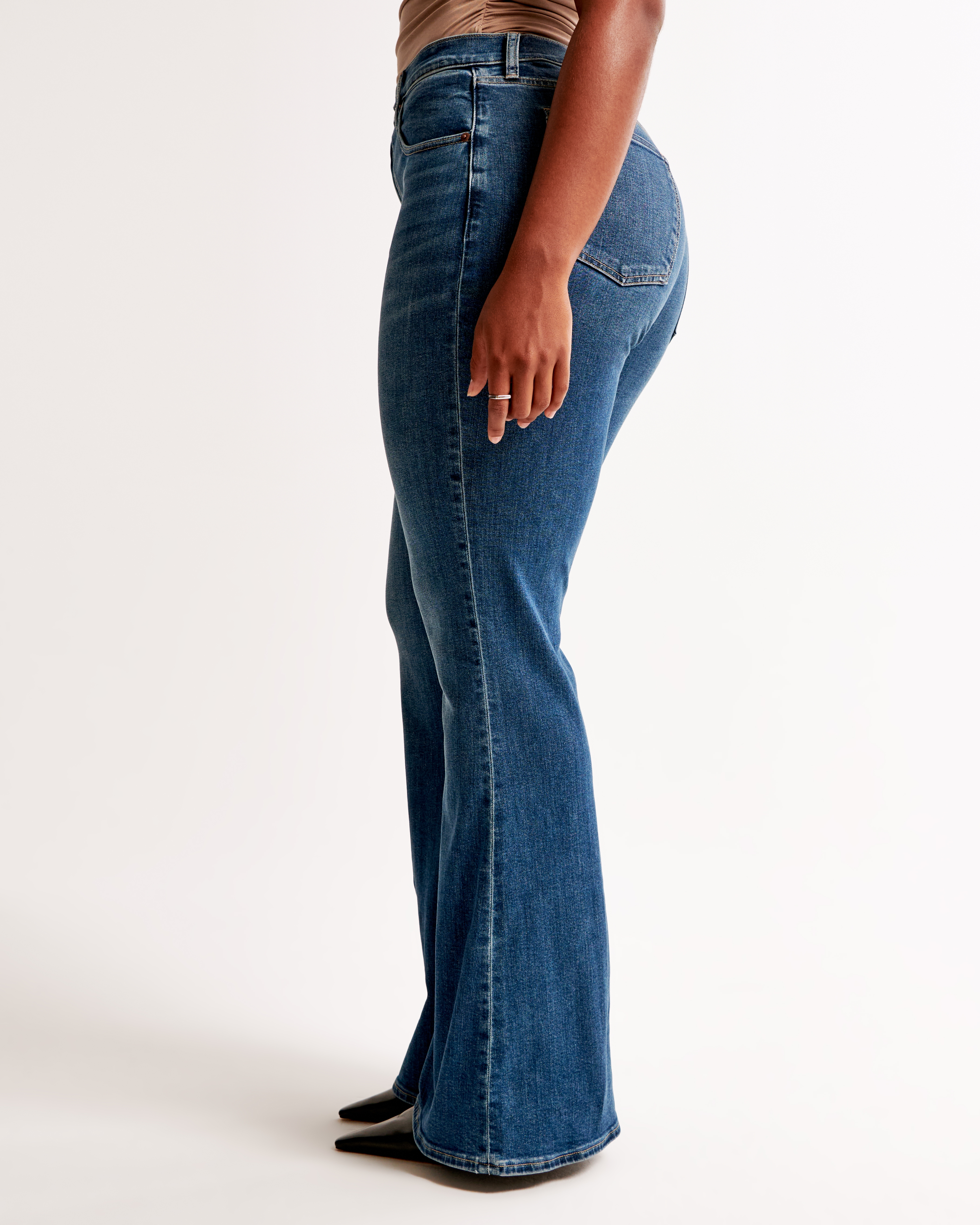 High waisted hot sale jeans curve