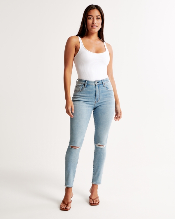 Women's Curvy Jeans & Denim | Abercrombie & Fitch