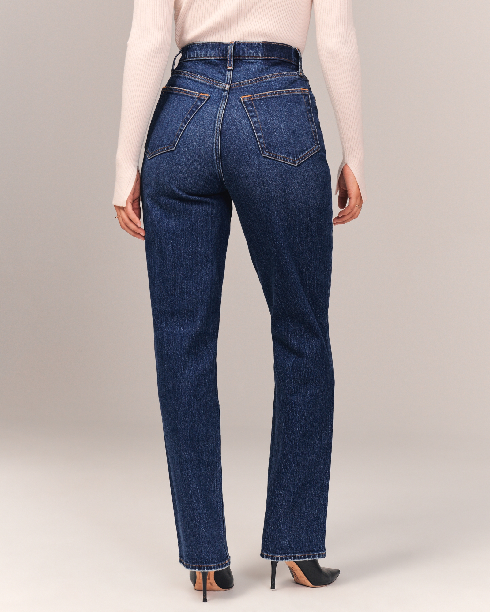 Curve Love Ultra High Rise 90s Straight Carpenter Jean