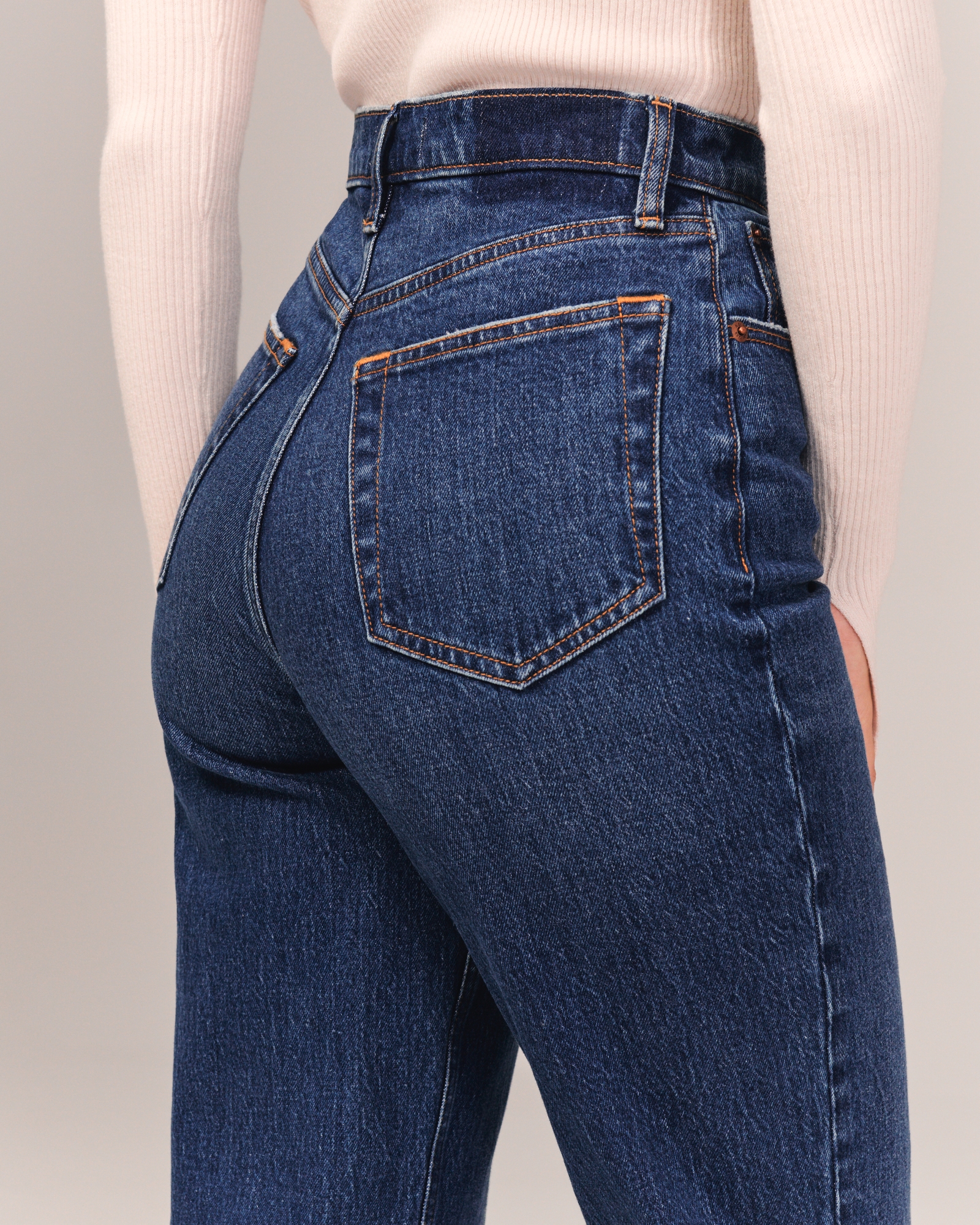 Curve Love Ultra High Rise 90s Straight Carpenter Jean