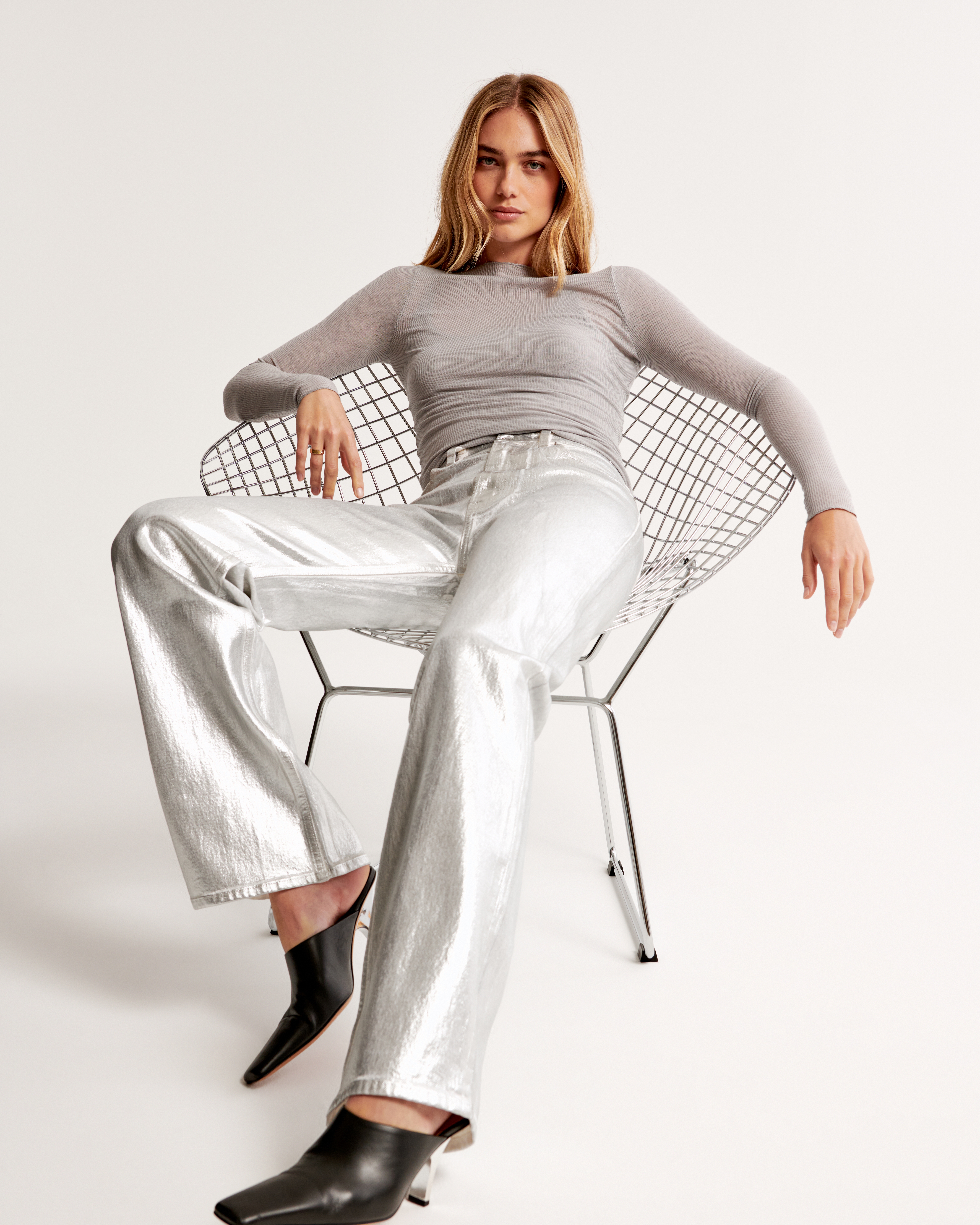 Women's High Rise 90s Relaxed Jean | Women's Clearance