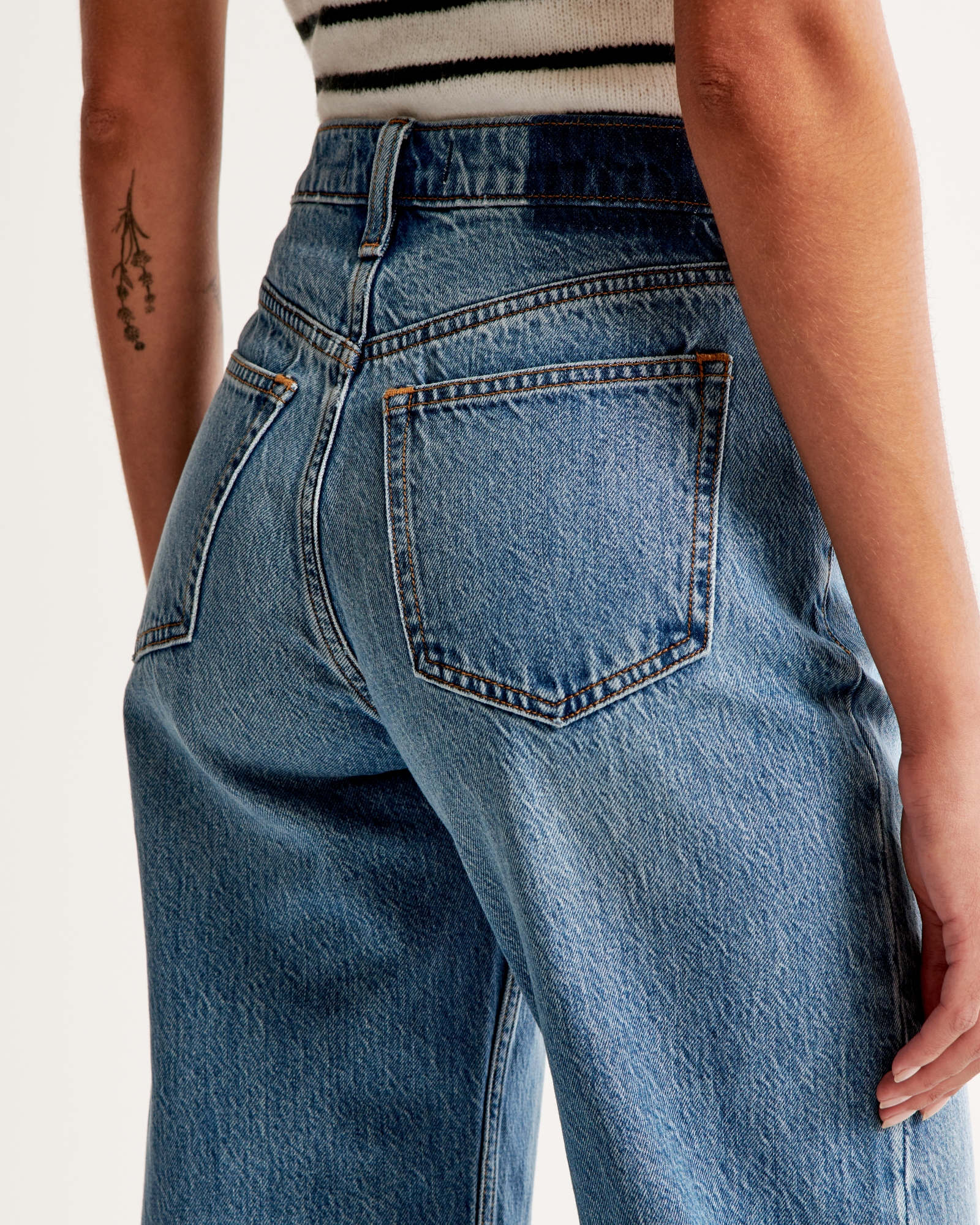 High Rise Taper Jean