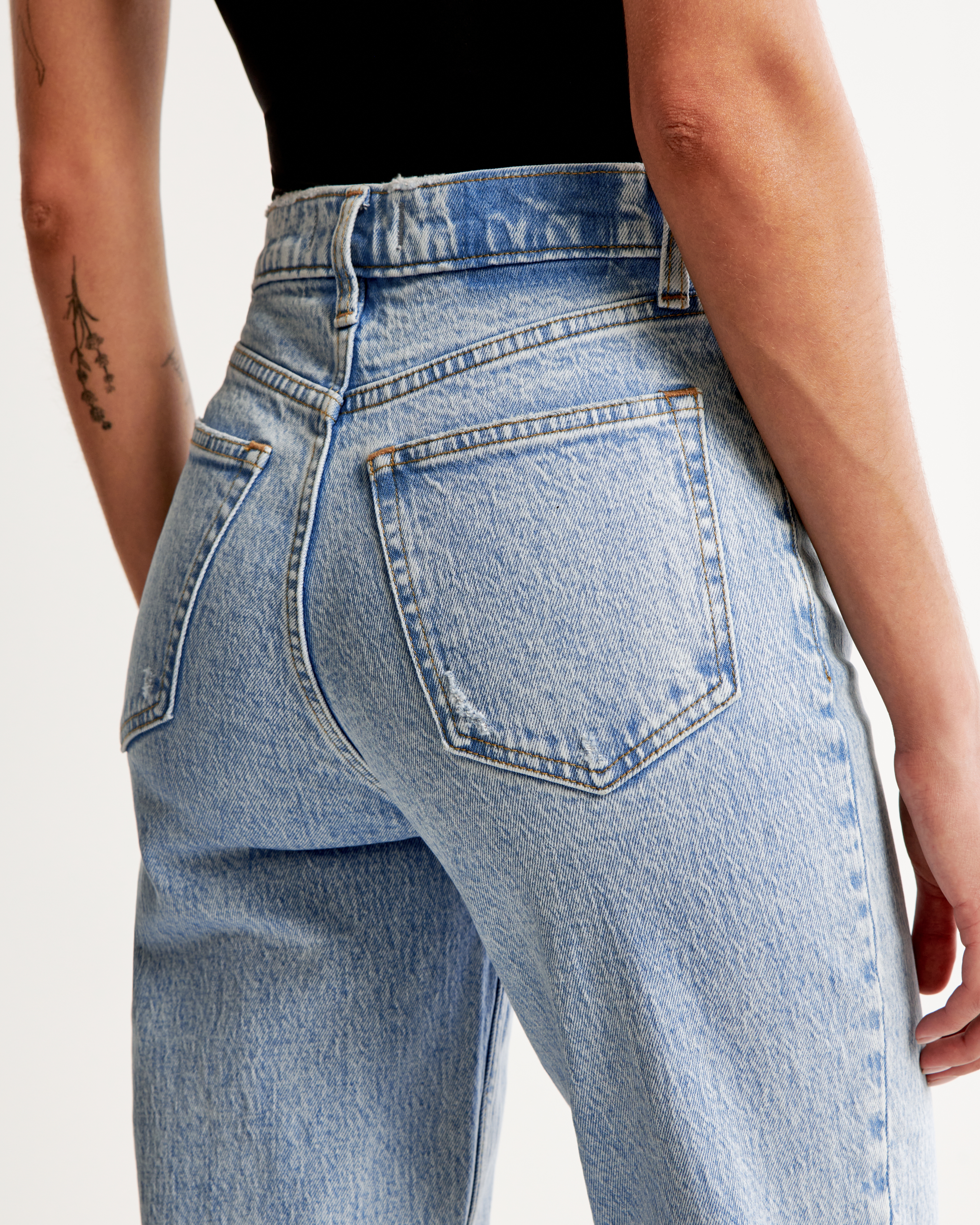 Women's Ultra High Rise 90s Straight Jean | Women's