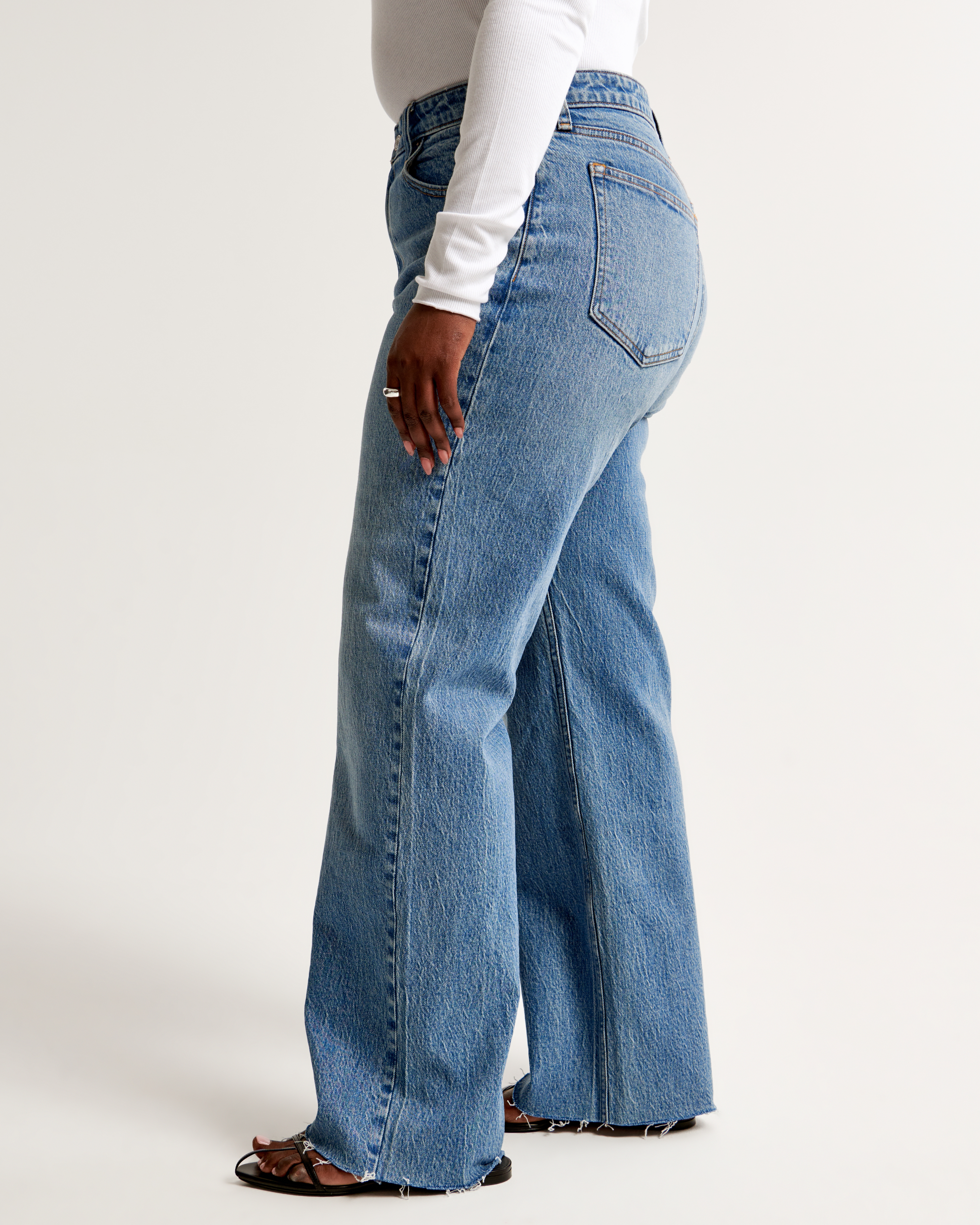 Women's Curve Love High Rise 90s Relaxed Jean | Women's