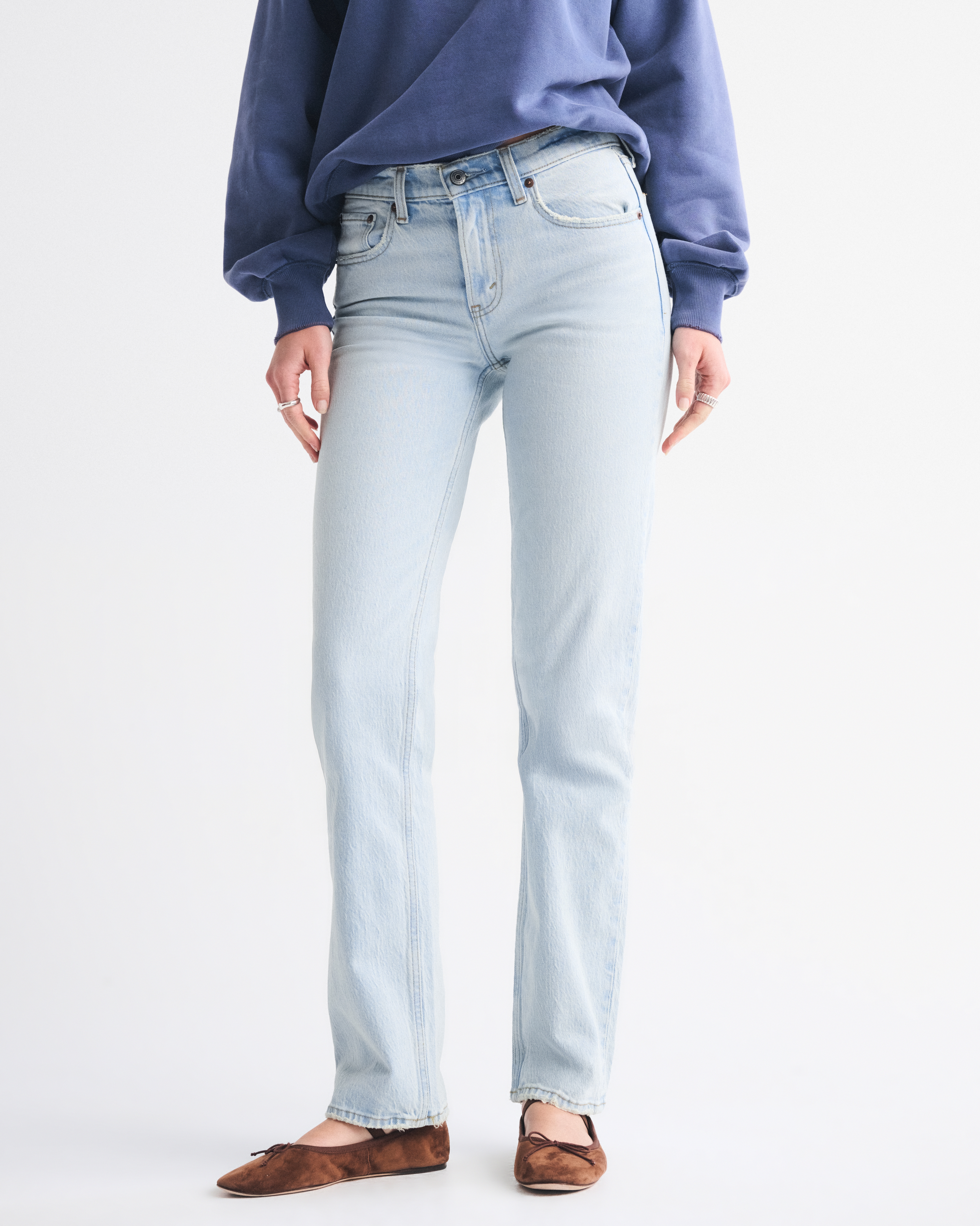 Abercrombie & Fitch Mid Rise 90s Straight Jean In White