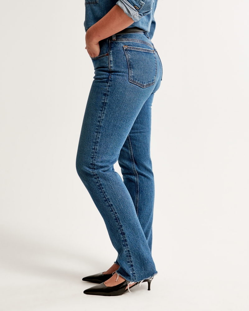 Curve Love Mid Rise 90s Straight Jean