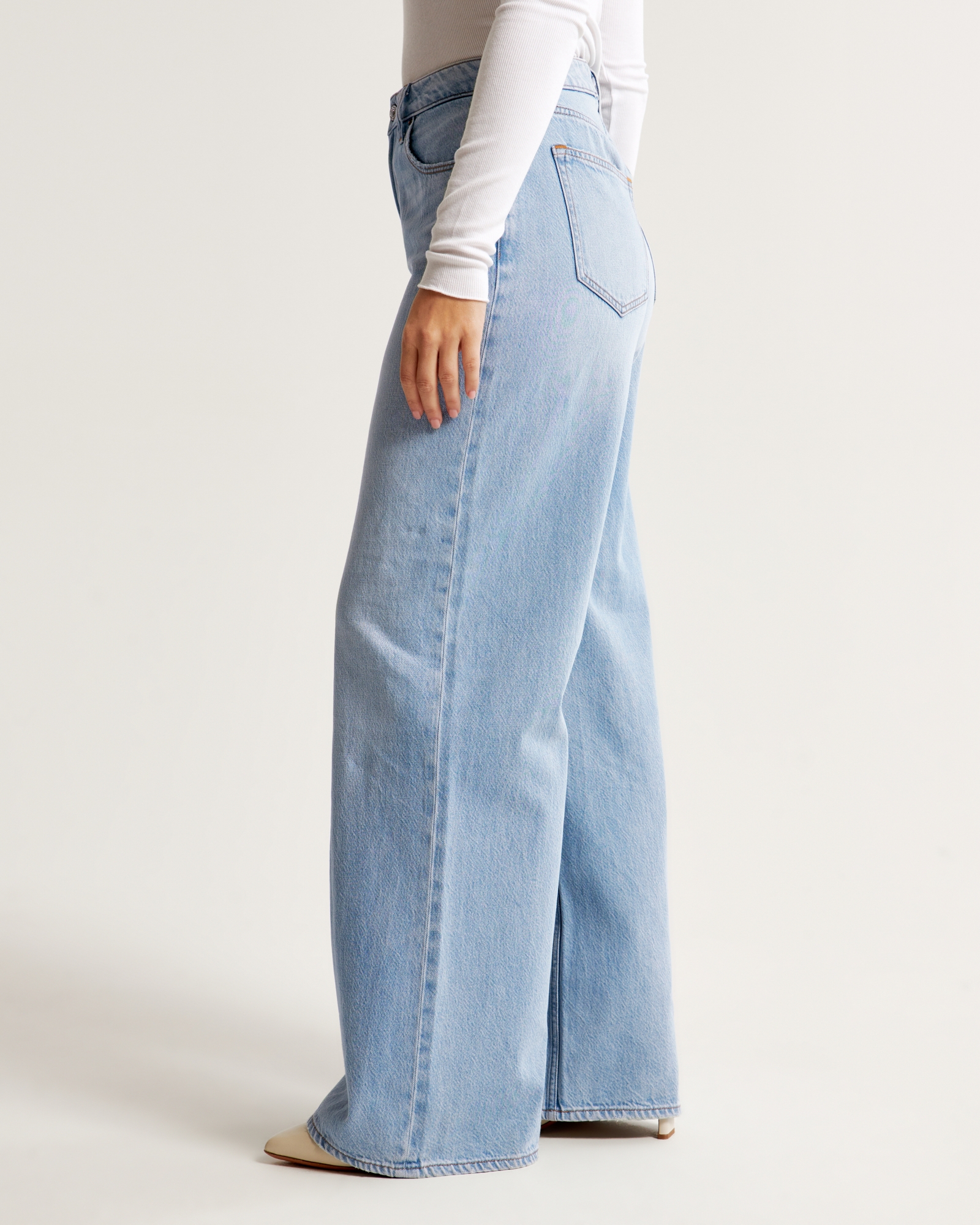 Curve Love High Rise Wide Leg Jean