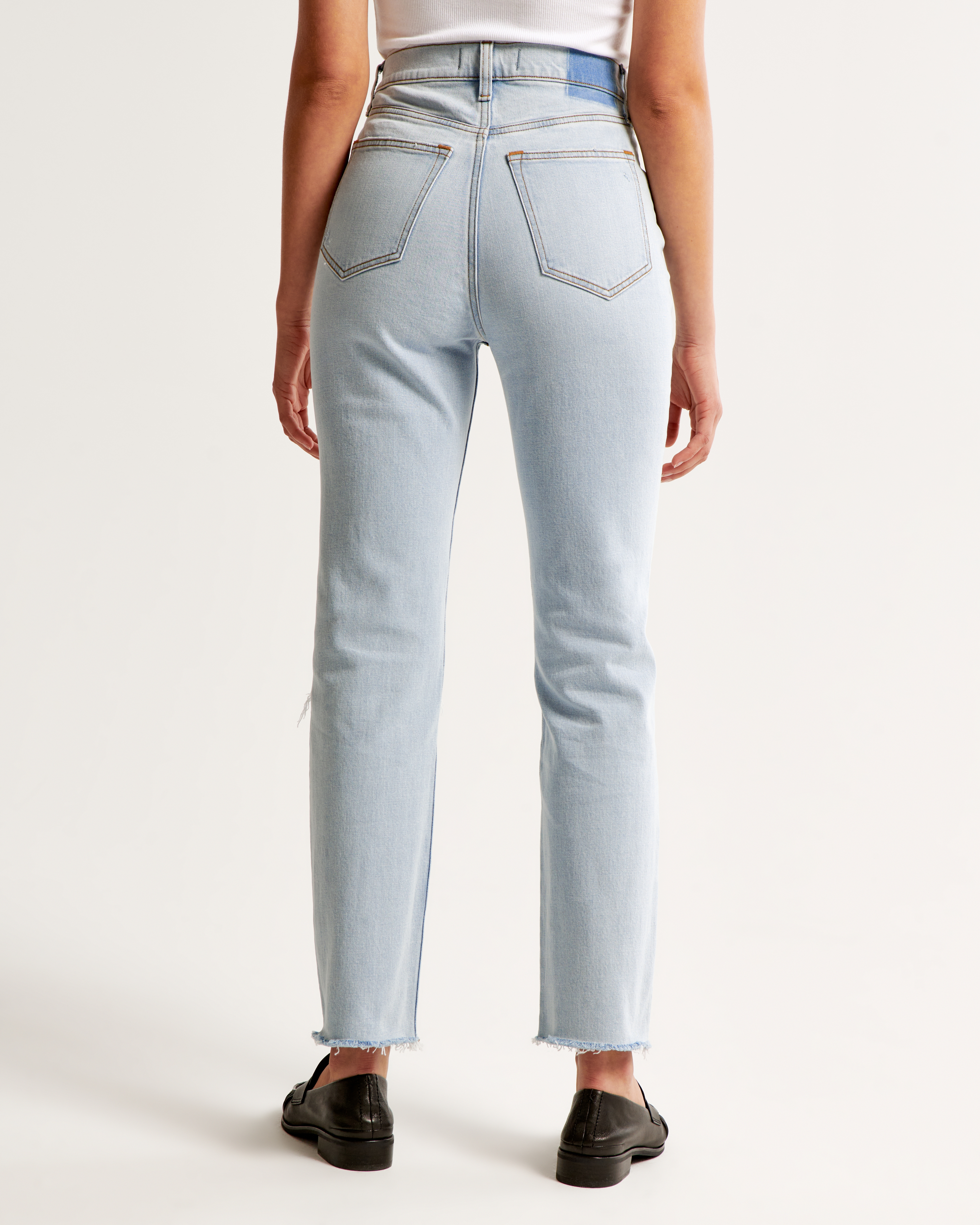 Abercrombie & Fitch Ultra High Rise Ankle Straight Jean