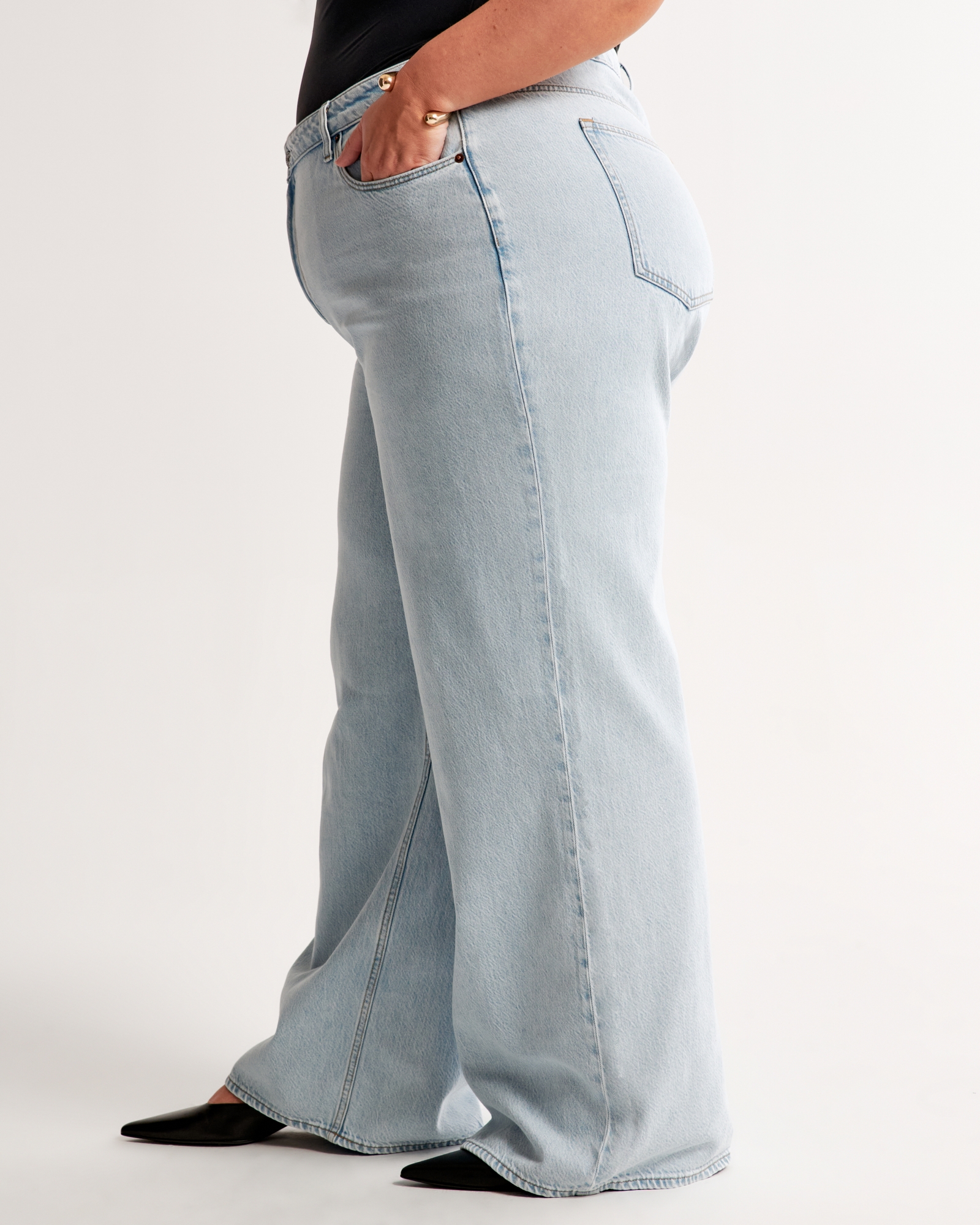 Curve Love High Rise Wide Leg Jean