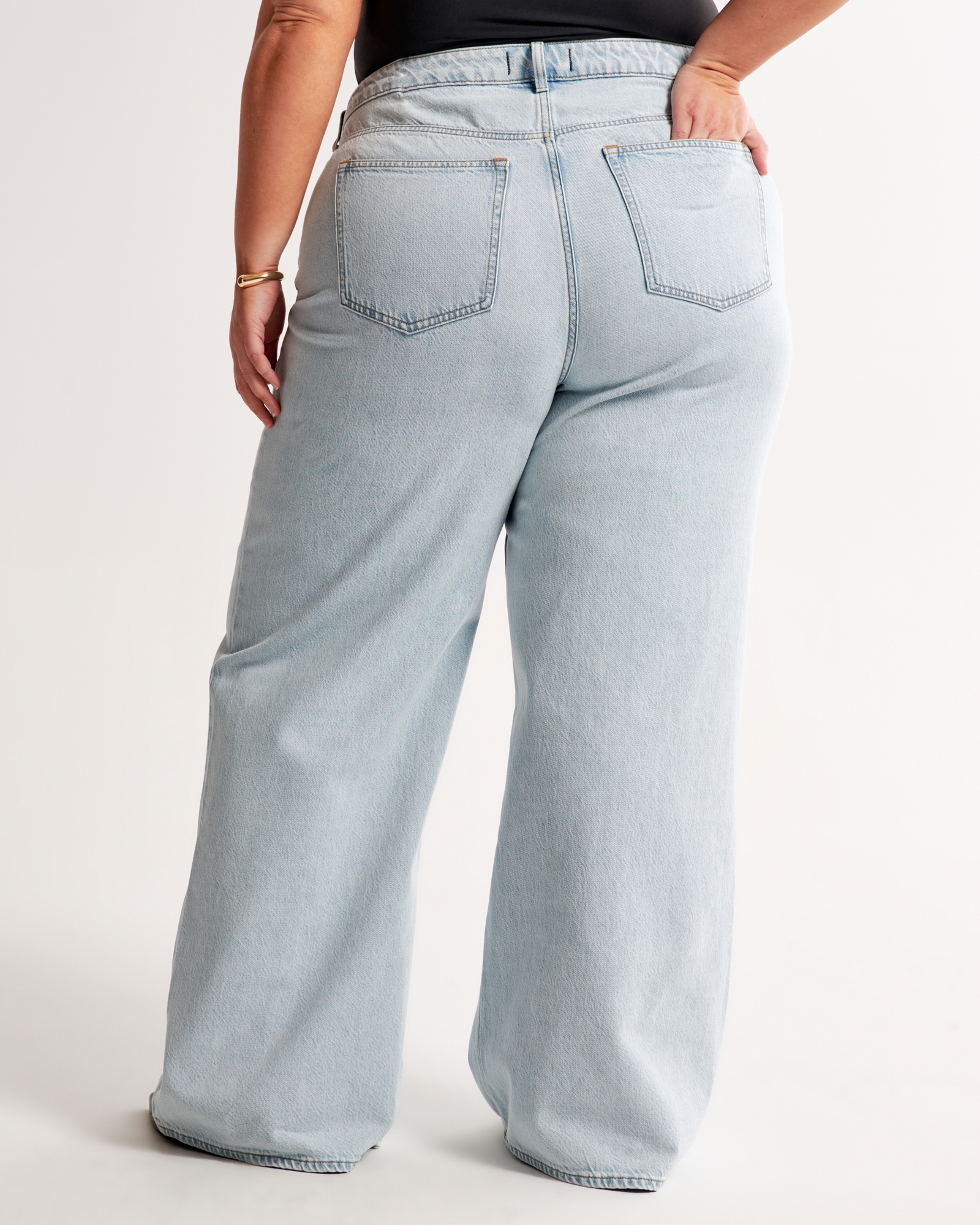 Curve Love High Rise Wide Leg Jean