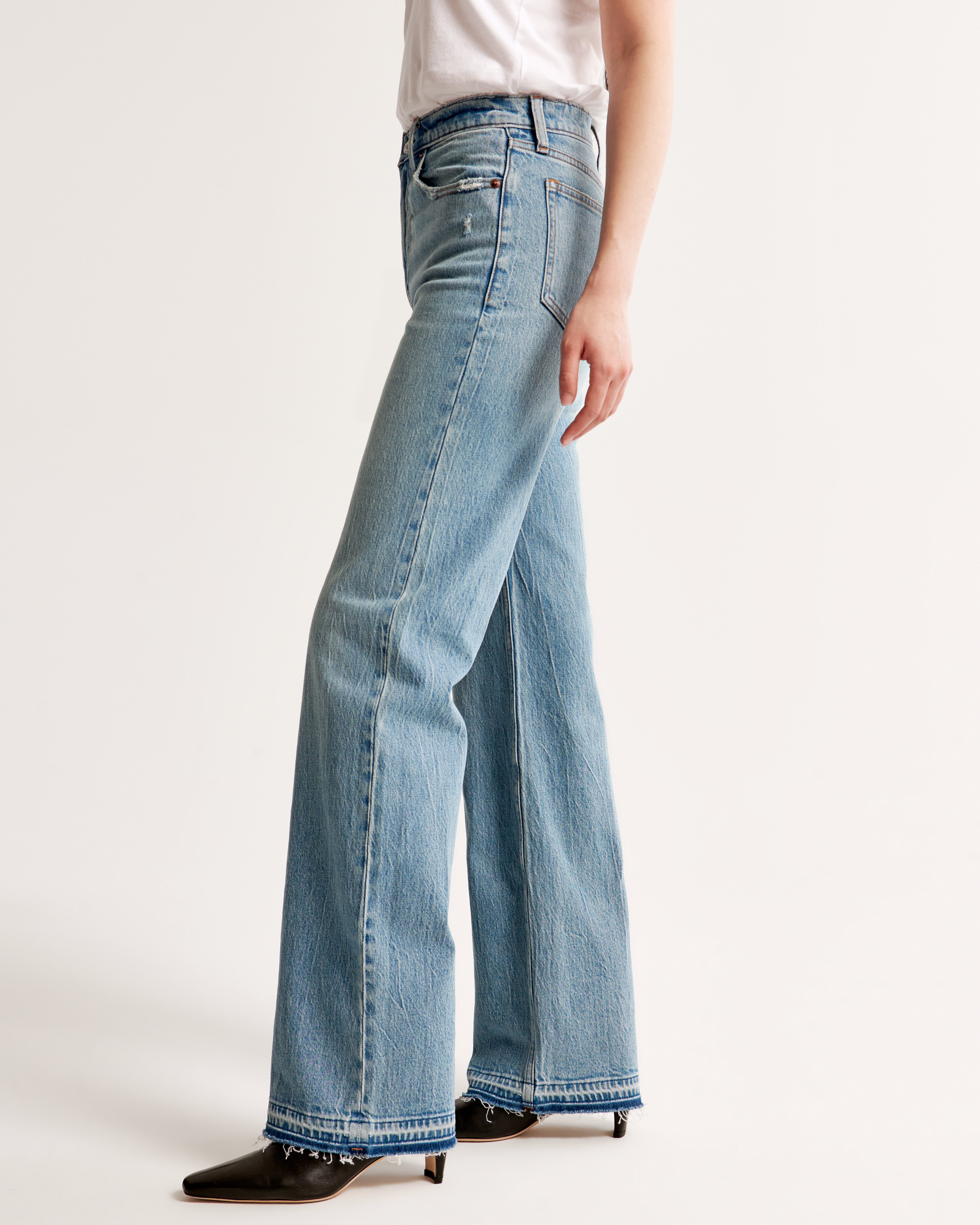 Abercrombie & Fitch High Rise 90s Relaxed Jean
