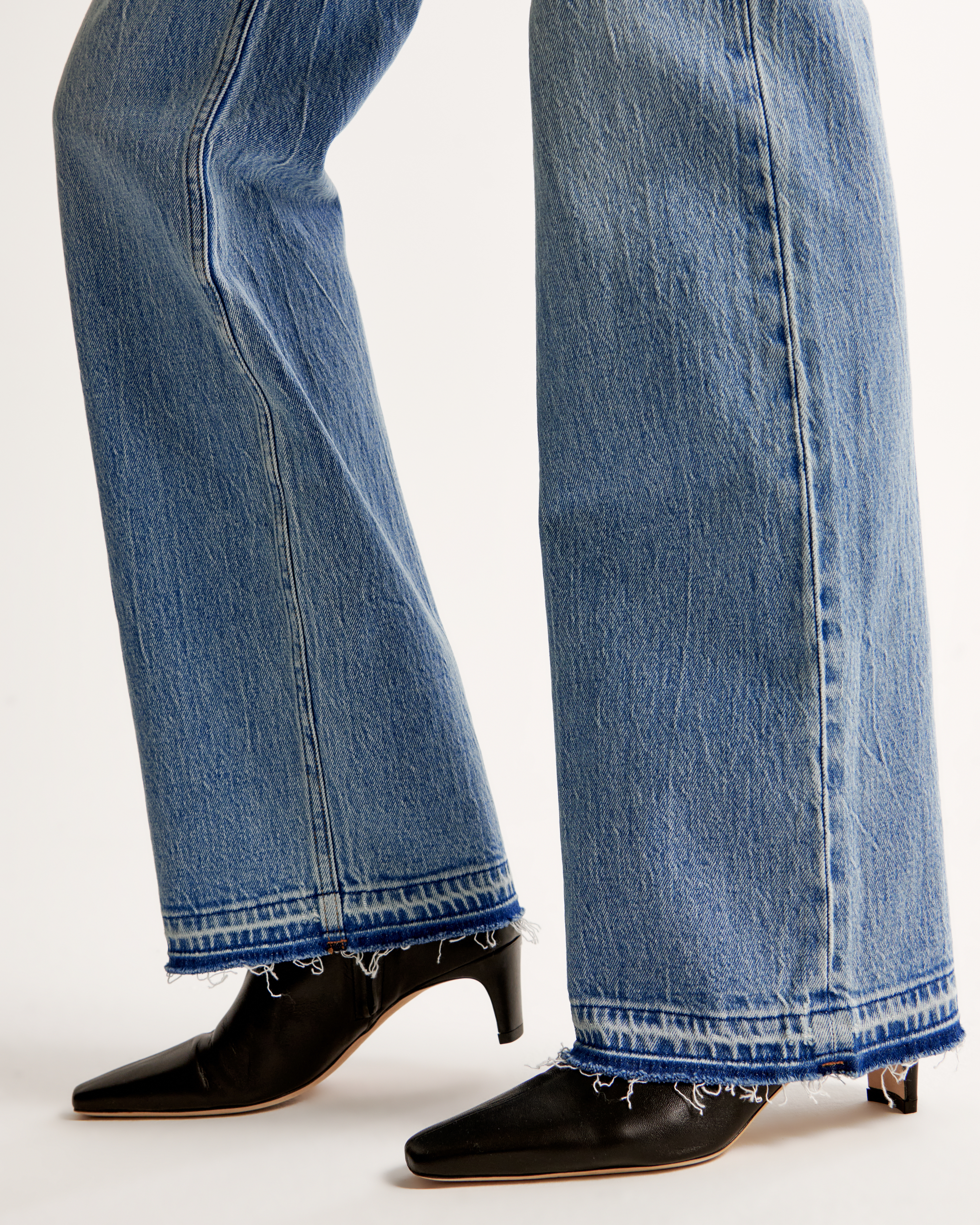 Abercrombie & Fitch High Rise 90s Relaxed Jean