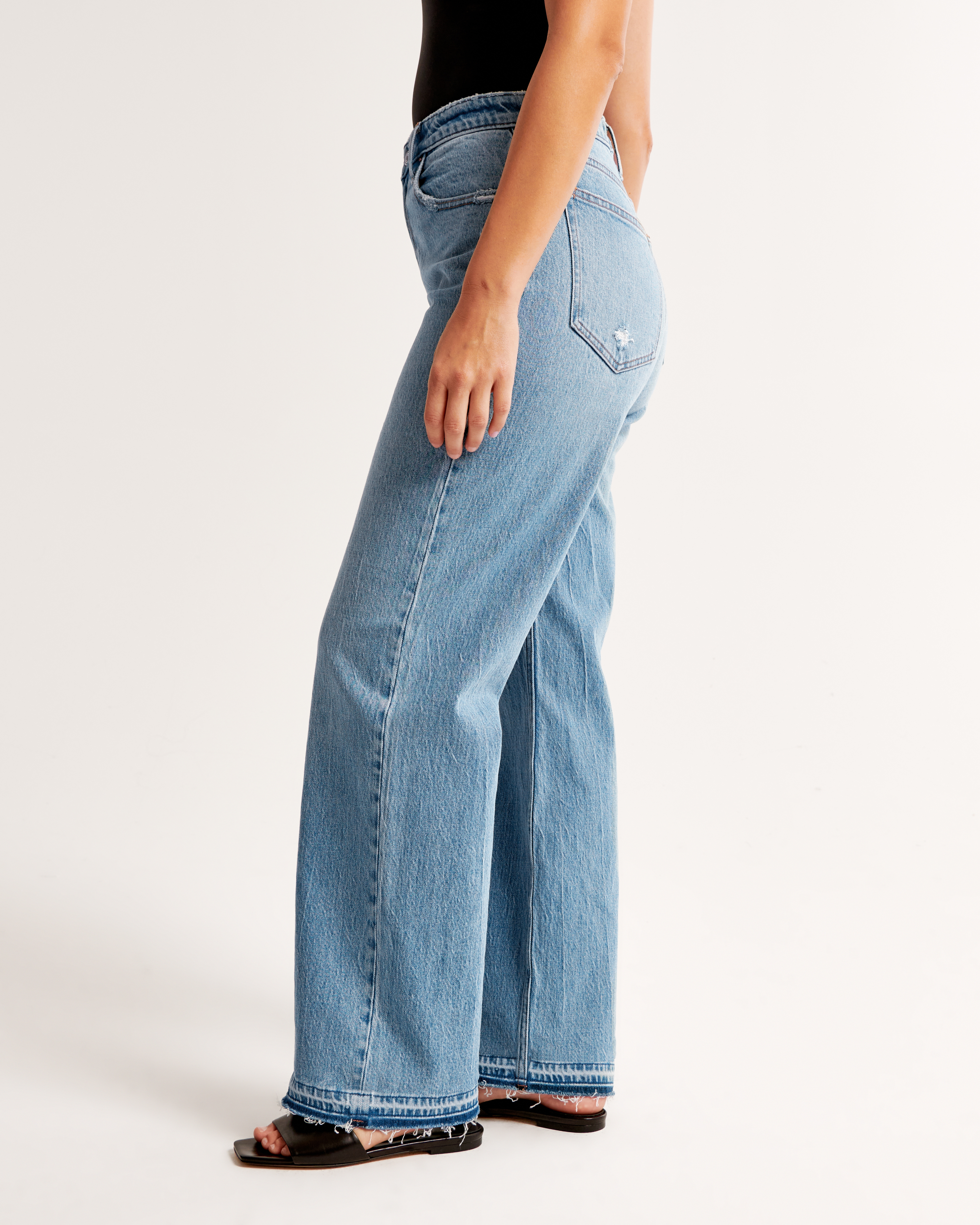 Women's Curve Love High Rise 90s Relaxed Jean | Women's New