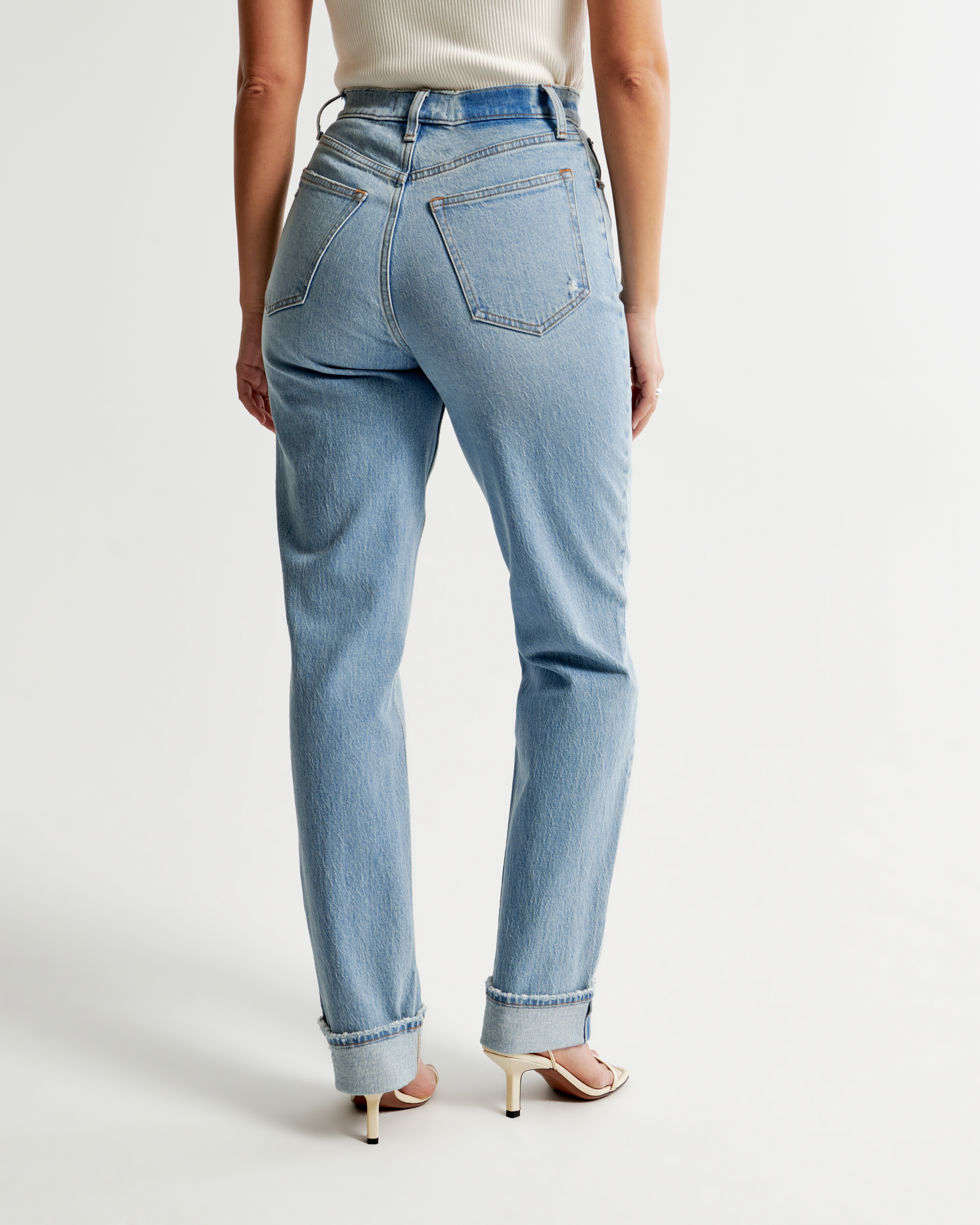 Abercrombie curve love ultra high rise 90s popular straight jean