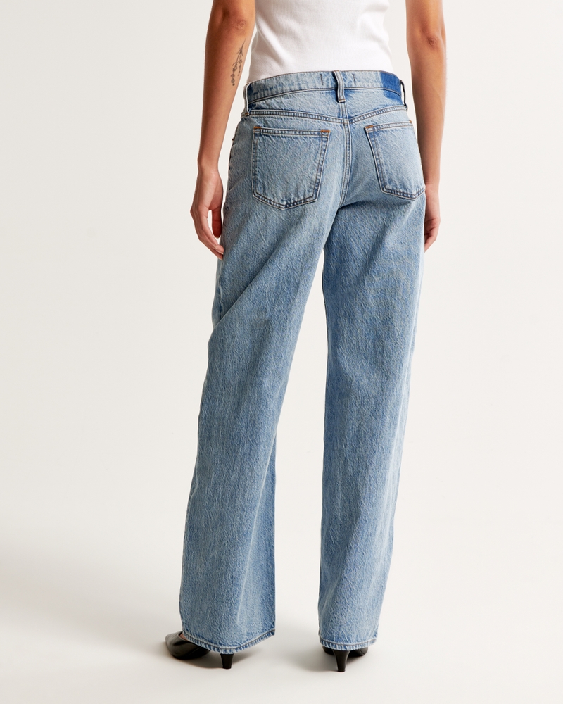 Women's Social Tourist Low-Rise Light Wash Ultra-Baggy Flare Jeans, Women's Bottoms
