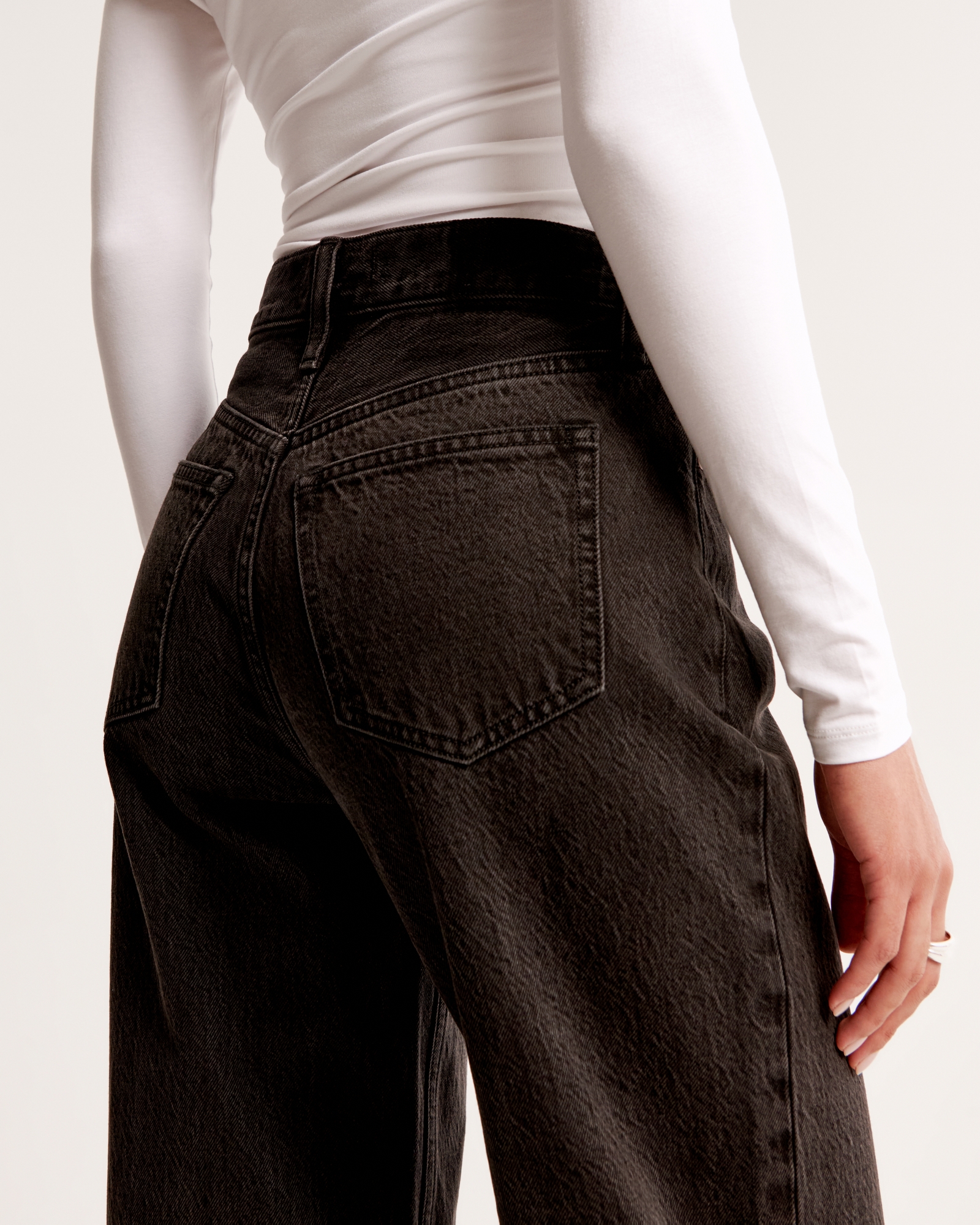 High Rise Tapered Loose Jean