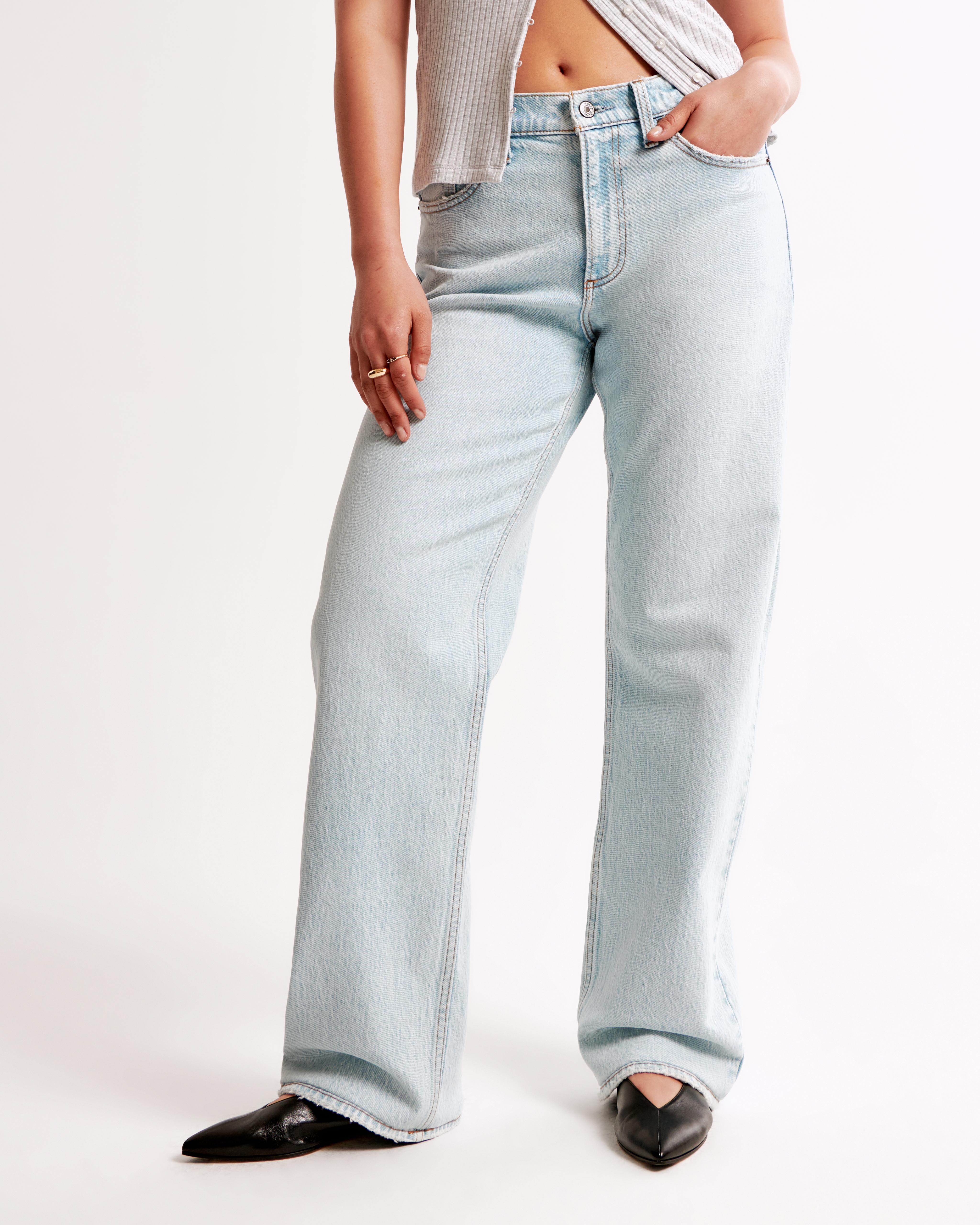 Abercrombie orders Curve Love 90s Baggy Low Rise Jean