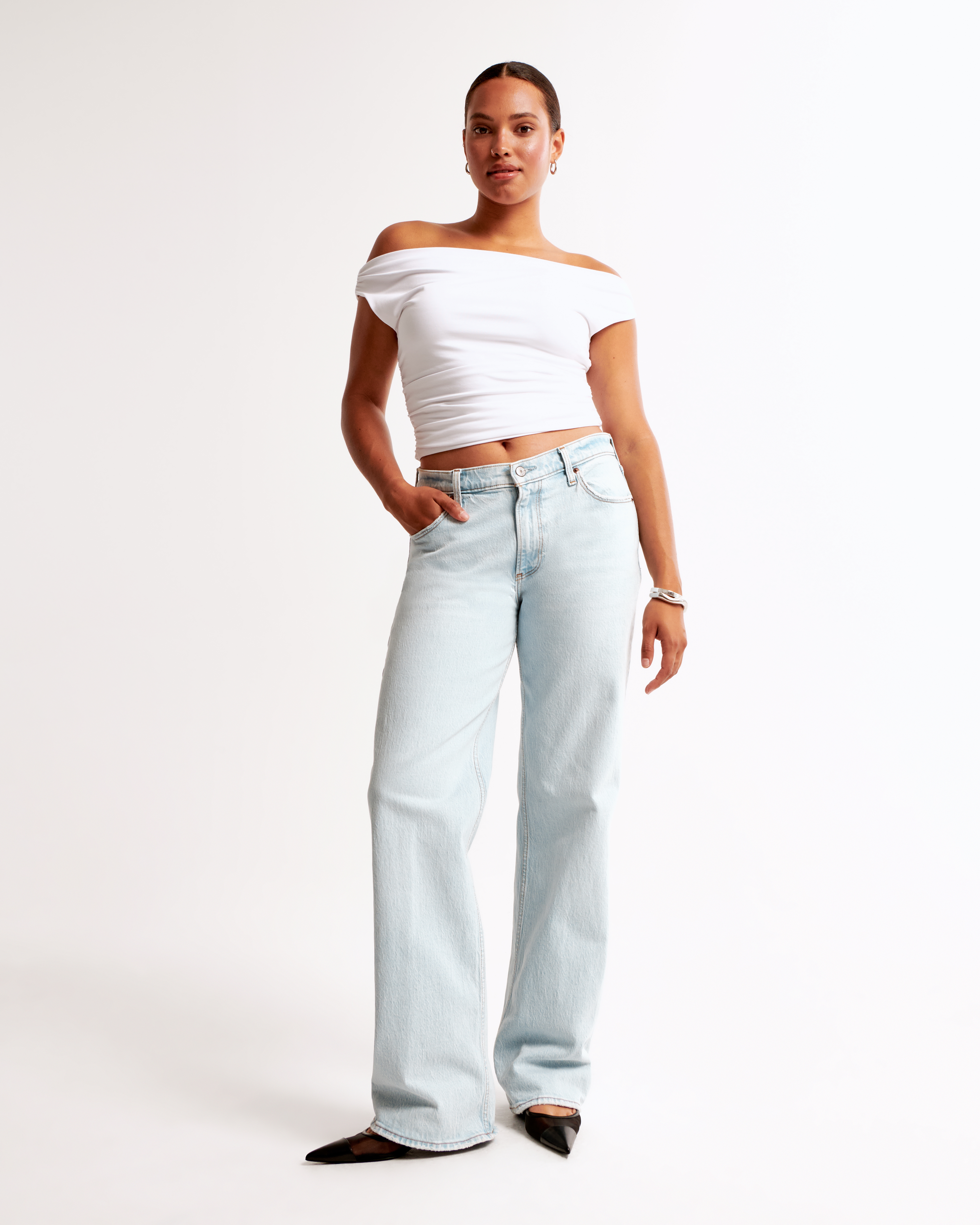 Abercrombie & Fitch Low Rise Baggy Jean In White