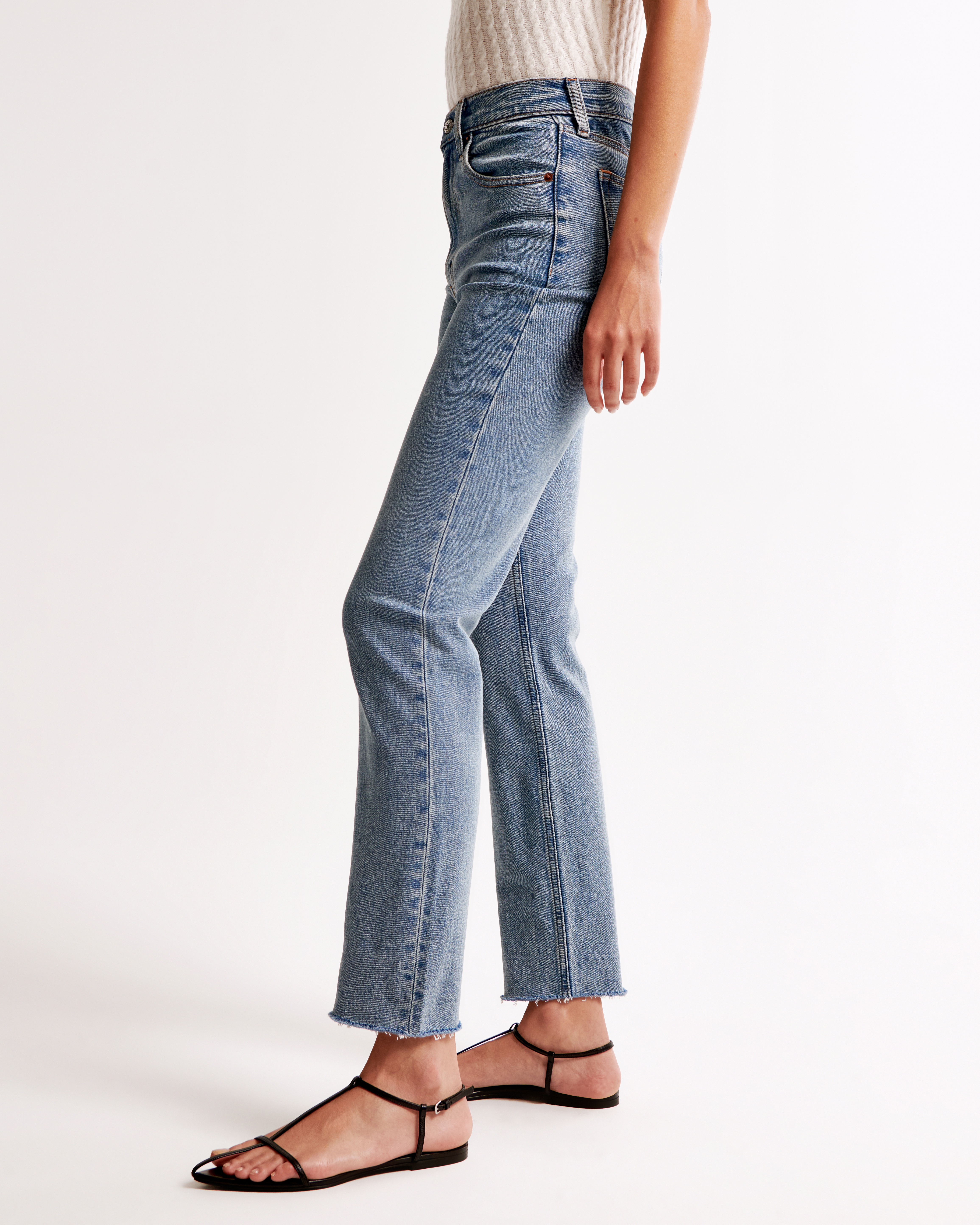 Abercrombie & Fitch Ultra High Rise Ankle Straight Jean