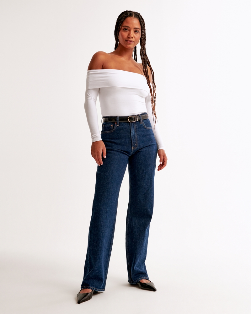 Curve Love Mid Rise 90s Straight Jean