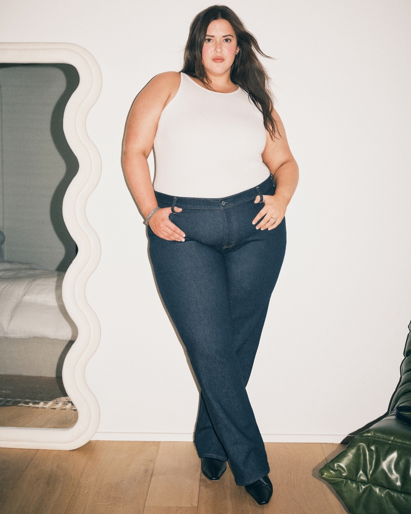 Women's Curve Love Mid Rise 90s Straight Jean | Women's Bottoms