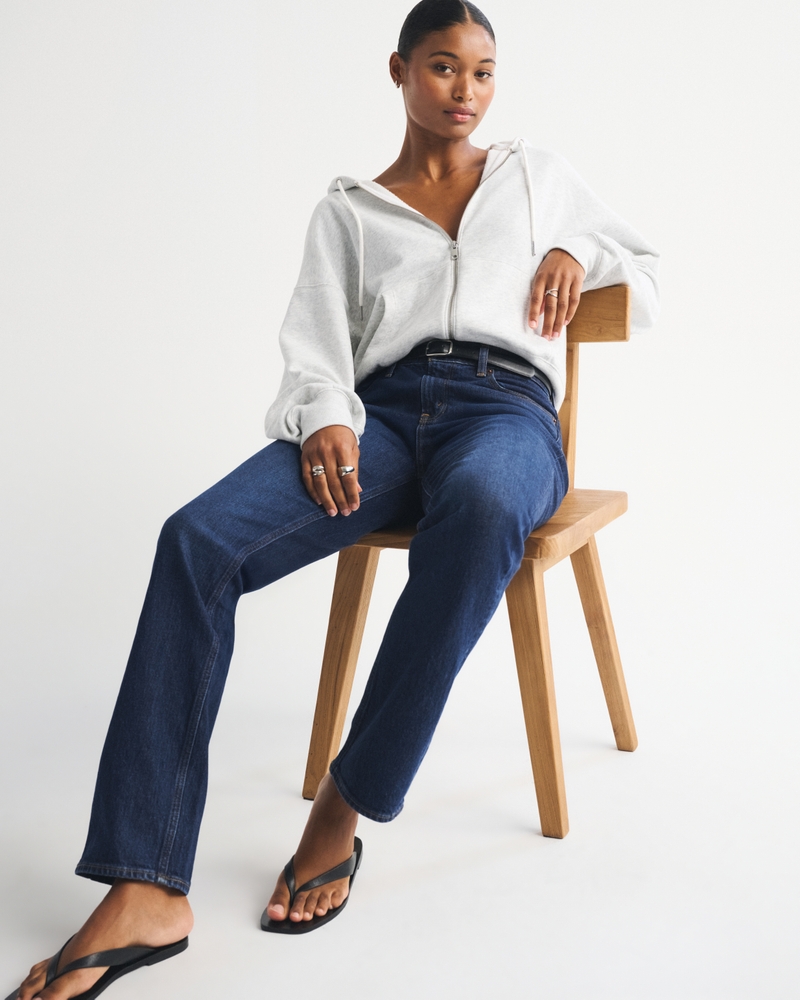 Curve Love Mid Rise 90s Straight Jean