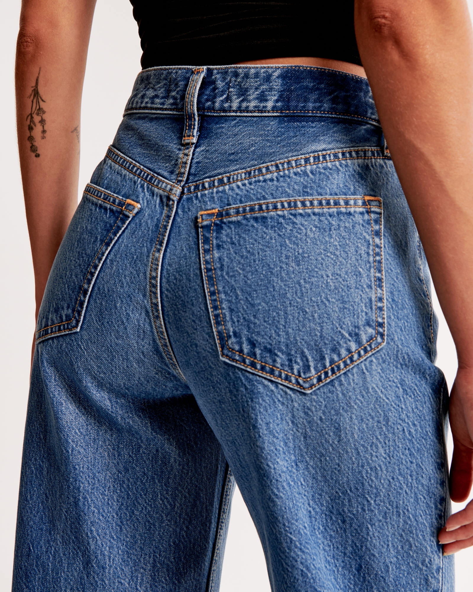 High Rise Tapered Loose Jean