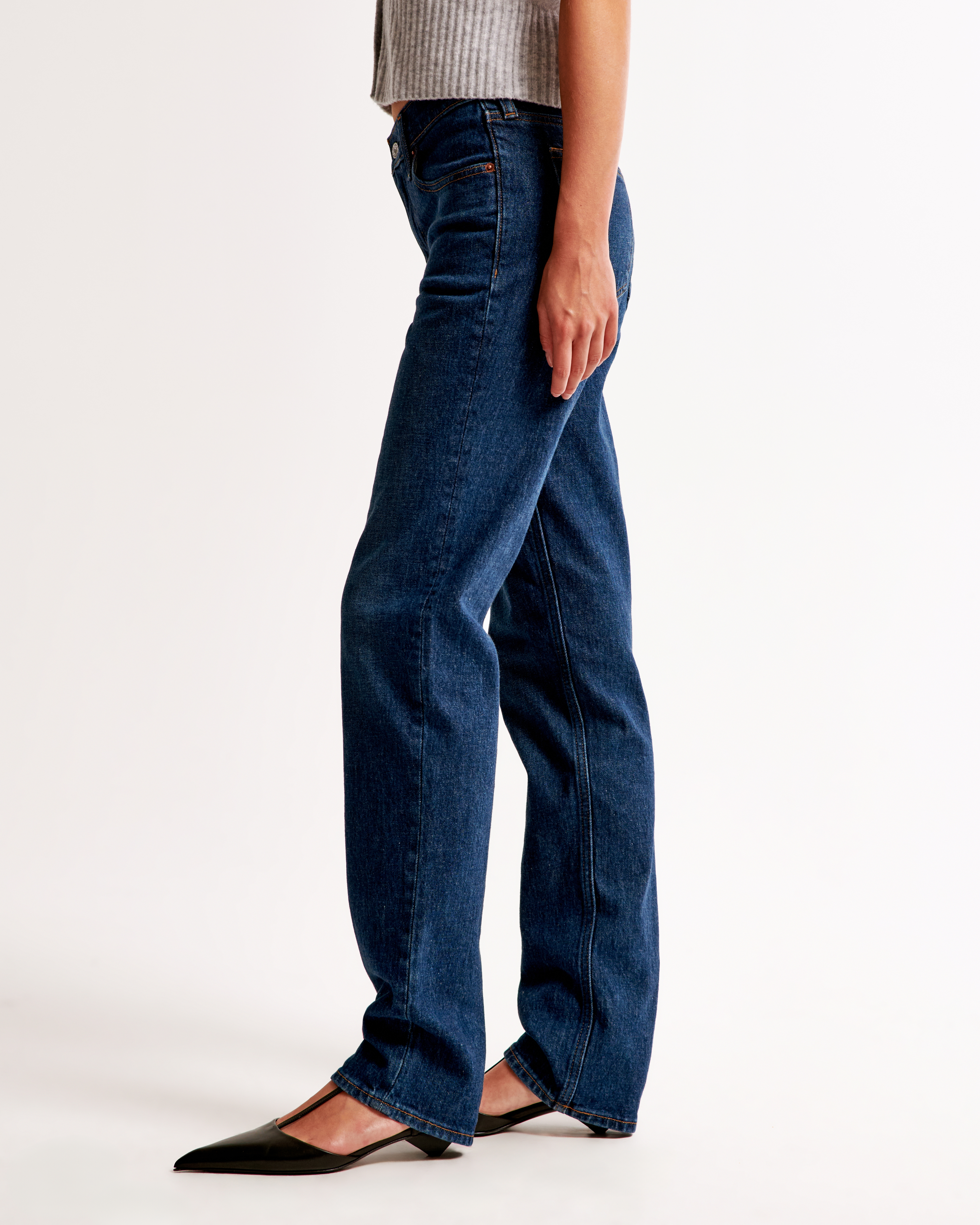 Women's Mid Rise 90s Straight Jean | Women's Bottoms