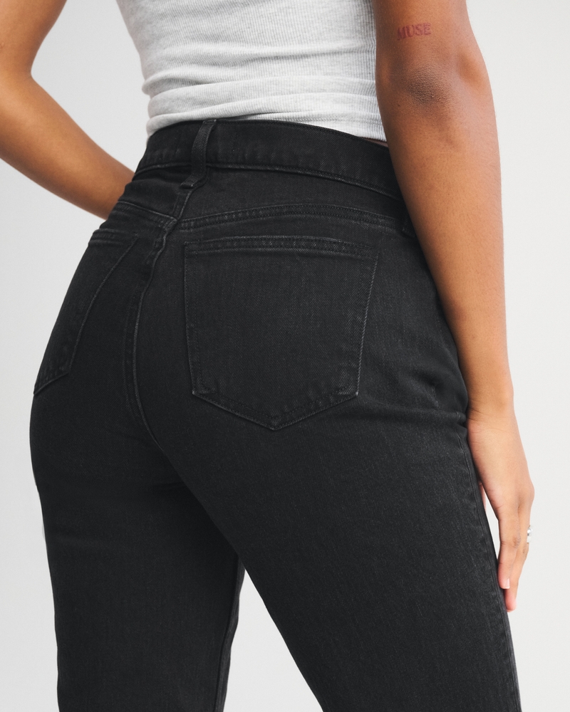 Curve Love Mid Rise 90s Straight Jean