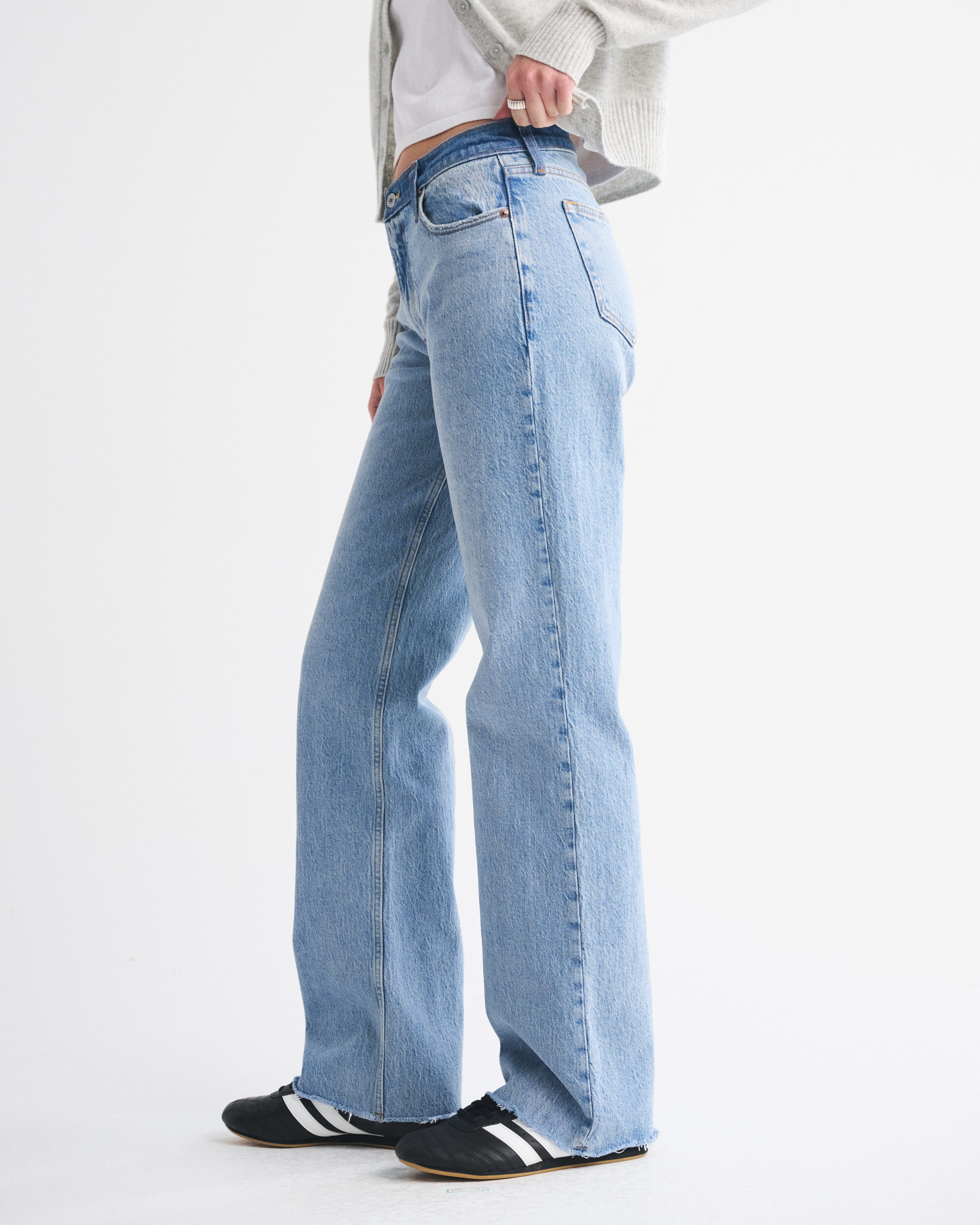 Women's Low Rise Baggy Jean | Women's Bottoms | Abercrombie.com Women's Low Rise Baggy Jean | Women's Bottoms | Abercrombie.com