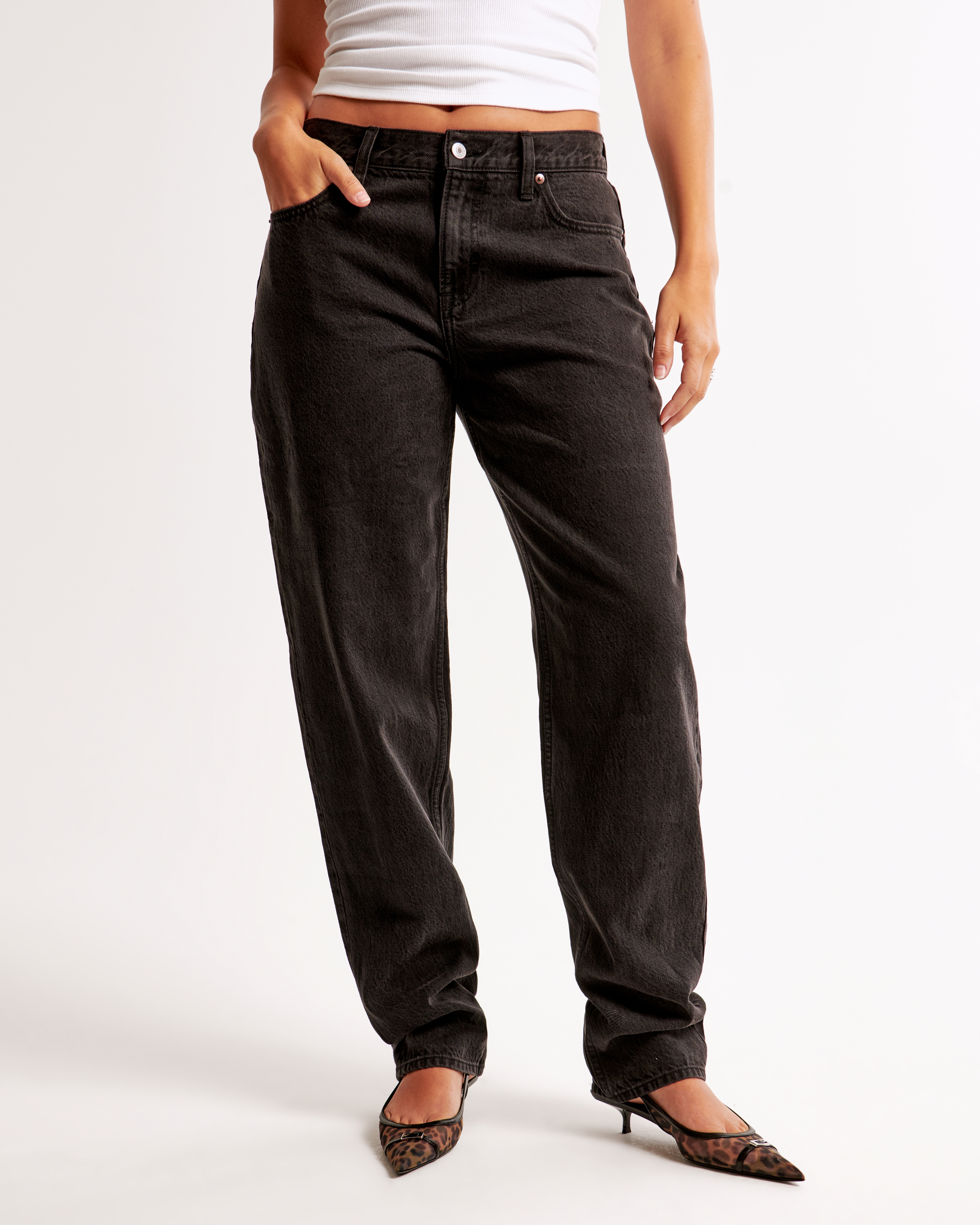 Женские джинсы Abercrombie & Fitch Curve Love Low Rise Stacked Taper Jean — фото 3