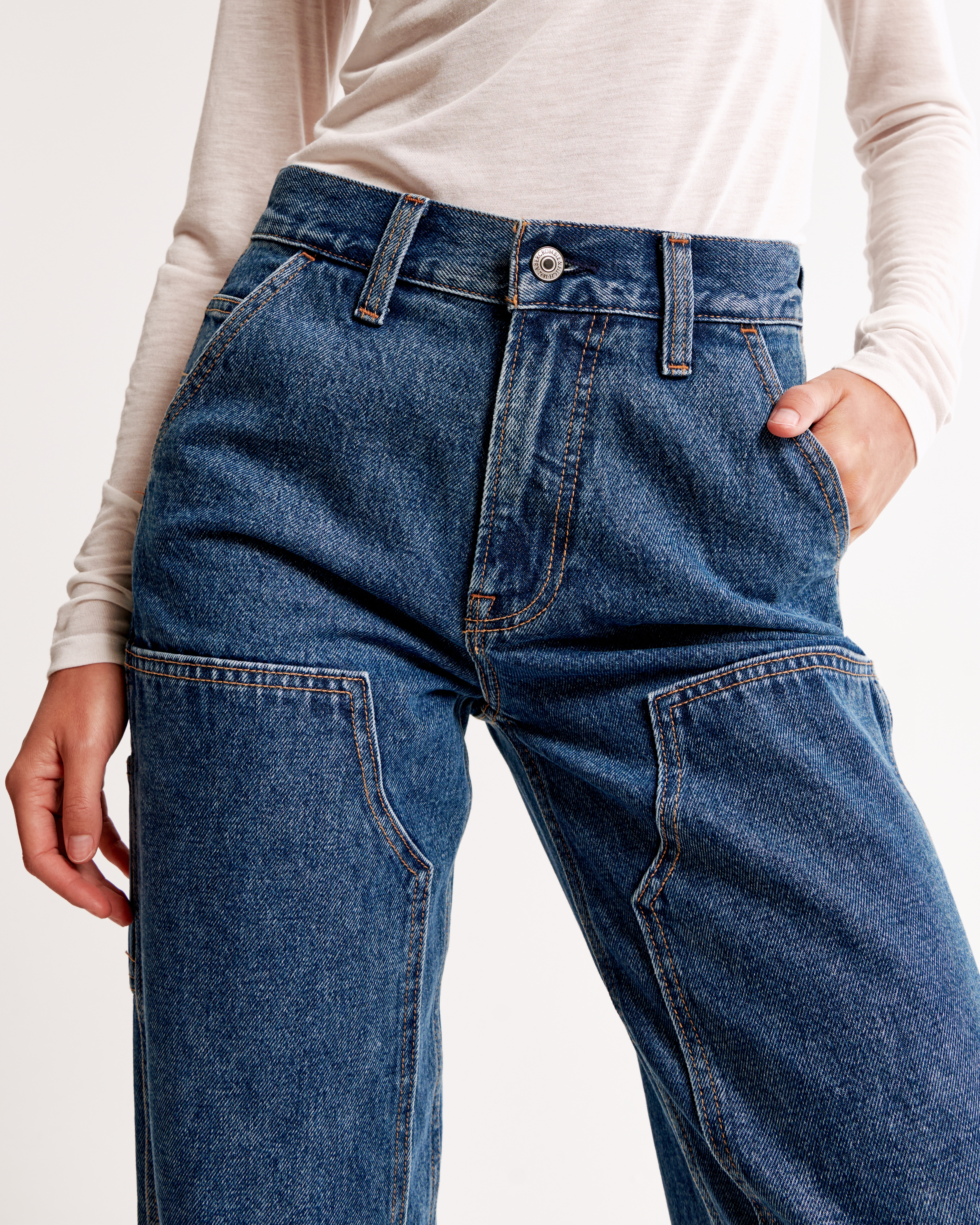 Abercrombie & Fitch Mid Rise Slouchy Jean