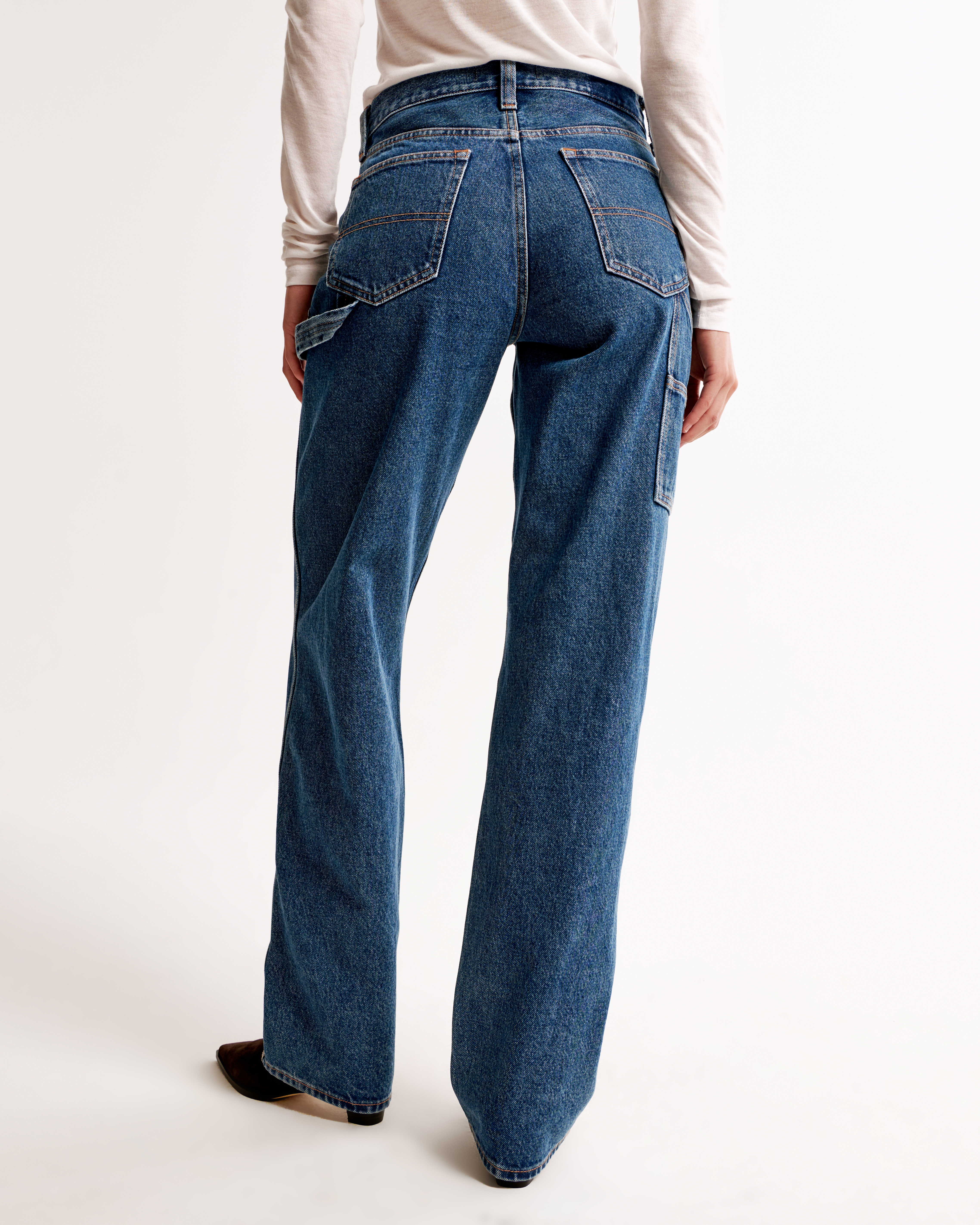 Abercrombie & Fitch Mid Rise Slouchy Jean